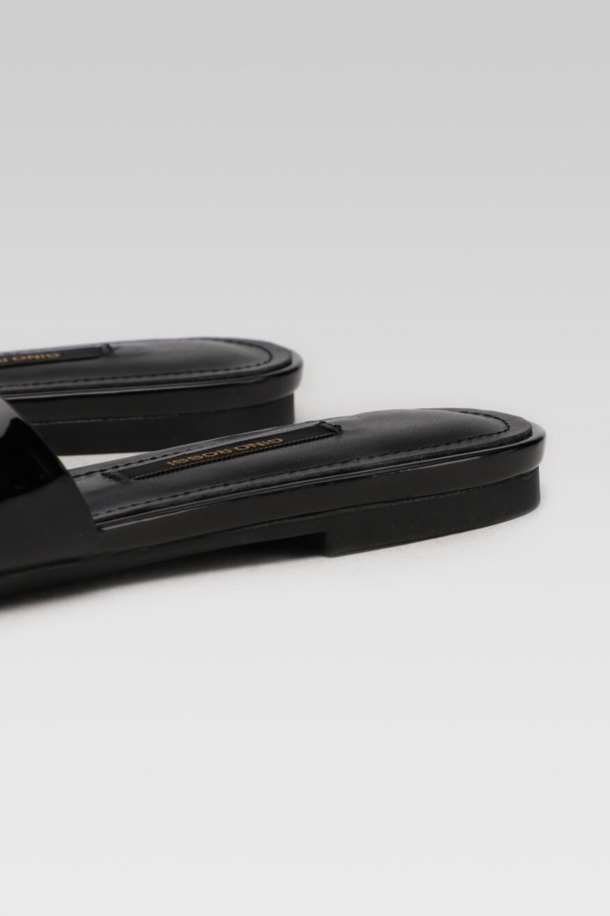 Gino Rossi - Skórzane klapki czarne - 5903698395128