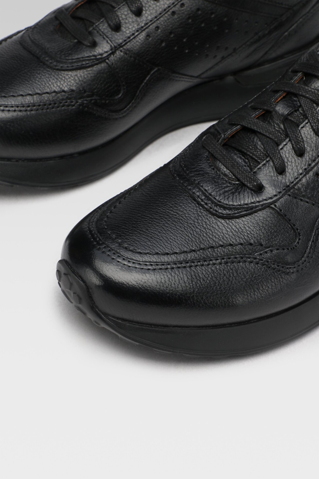 Półbuty Gino Rossi MB-GRAFTON-03 Czarny