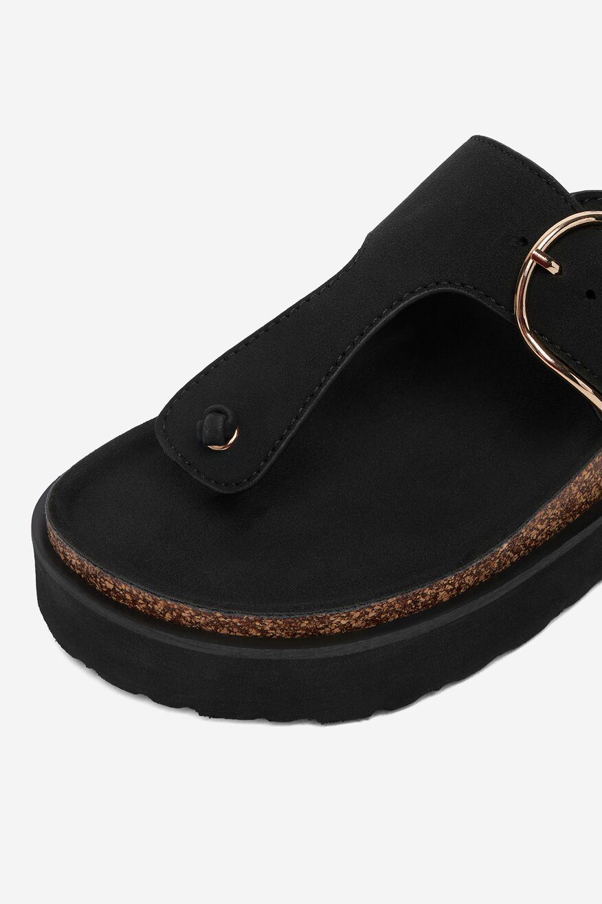 
                Шльопанець DeeZee ЧОРНИЙ - 5906751994672