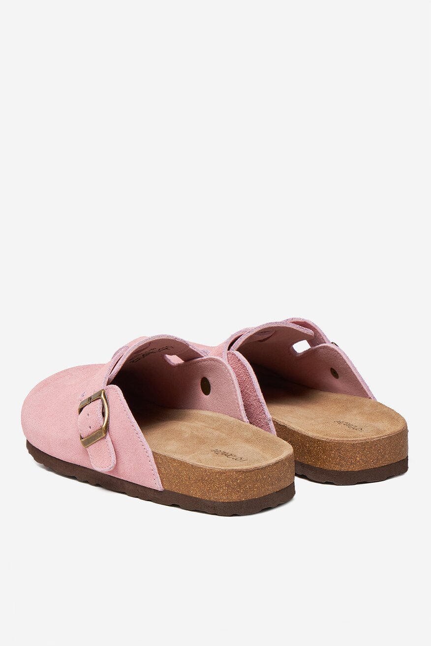 DeeZee - Mule zamszowe - 5906751133422