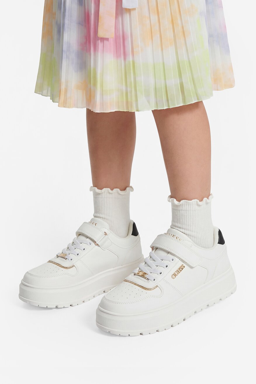 GUESS - Sneakersy - 5906751757796