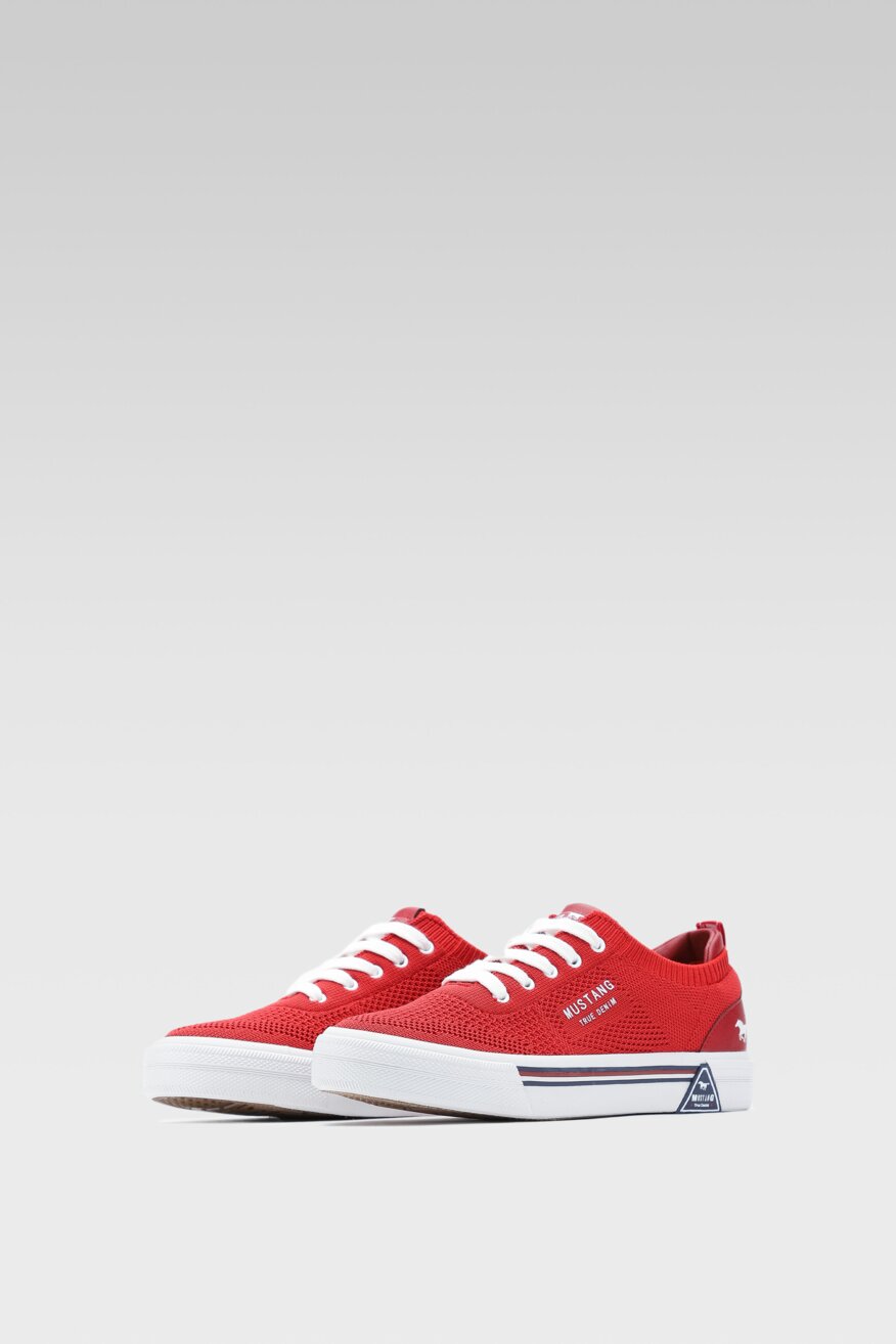 
                Vászoncipő Mustang PIROS - 5903698540078