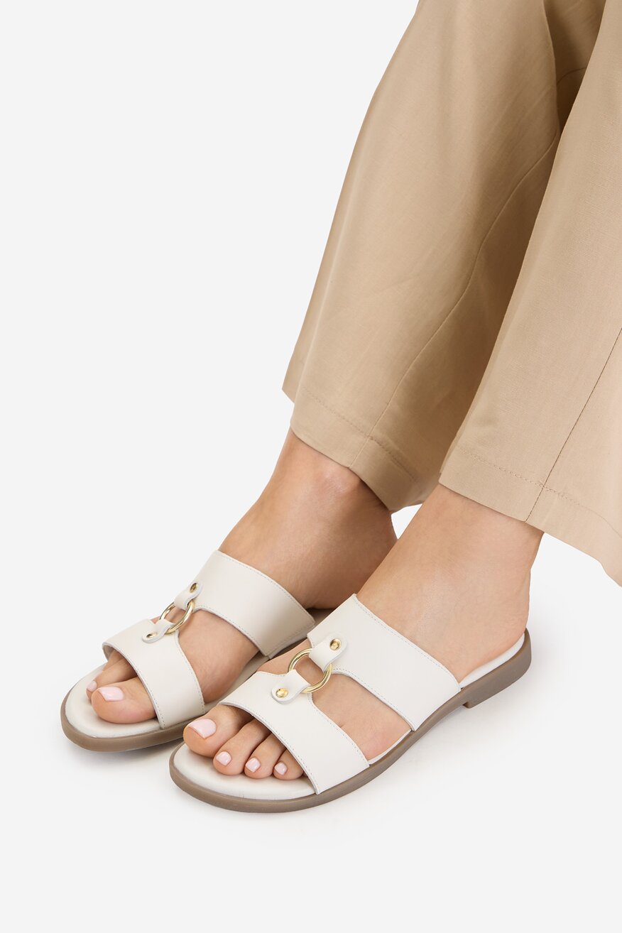 
                Lasocki - Klapki skórzane - 5906751898796