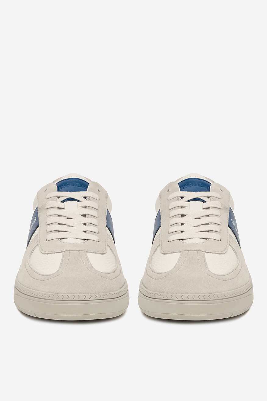 
                Кросівки GUESS JEANS БІЛИЙ - 5906751954874