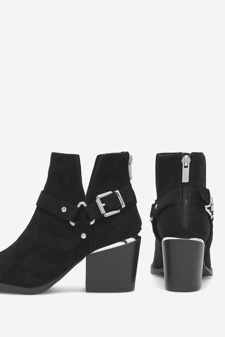 
                Ботильйони DeeZee ЧОРНИЙ - 5905588351436