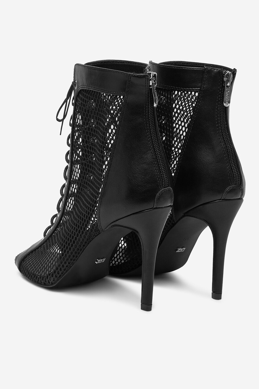 
                DeeZee - Botki na szpilce - 5906751065556