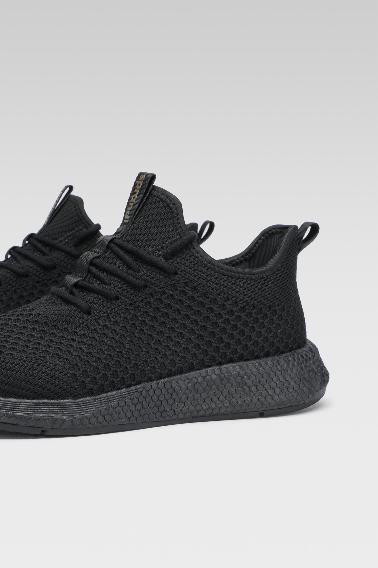 Obuwie sportowe Sprandi MP07-GVA1 Czarny