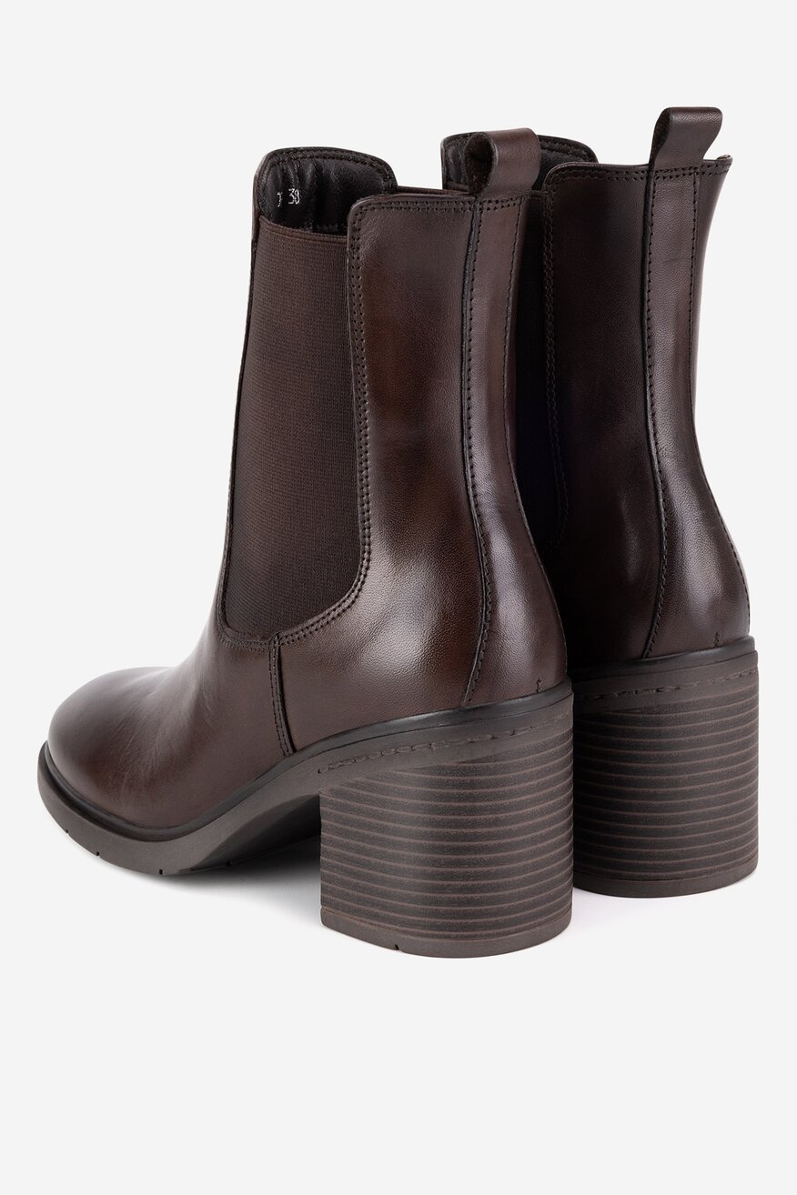 
                Bokacsizma Lasocki BARNA - 5905588938231