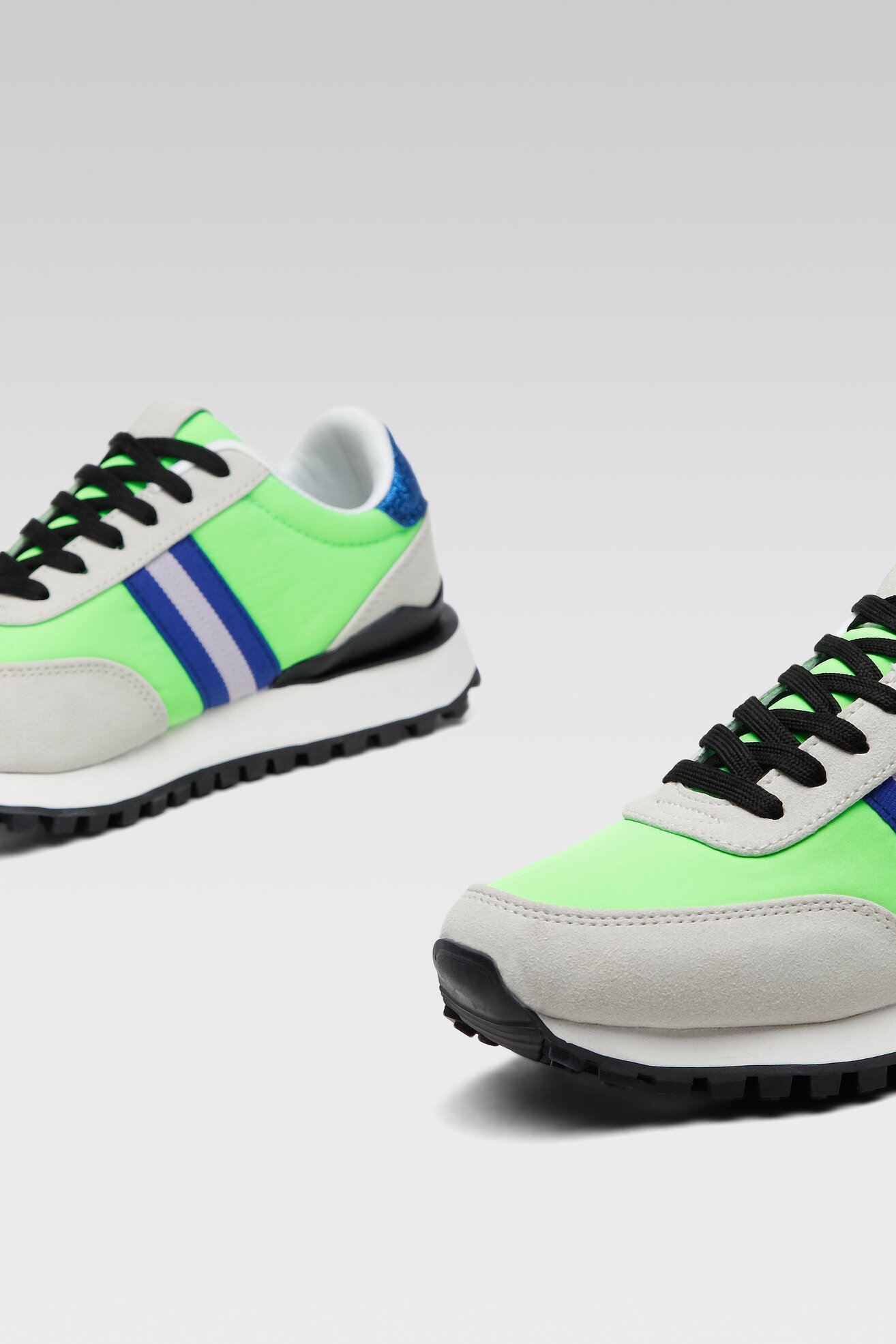 Sneakers Nylon Red WAG1191101A-01 Zielony