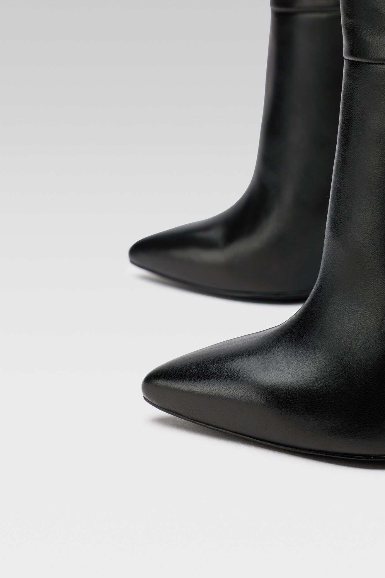 Botki Gino Rossi 105921 Czarny