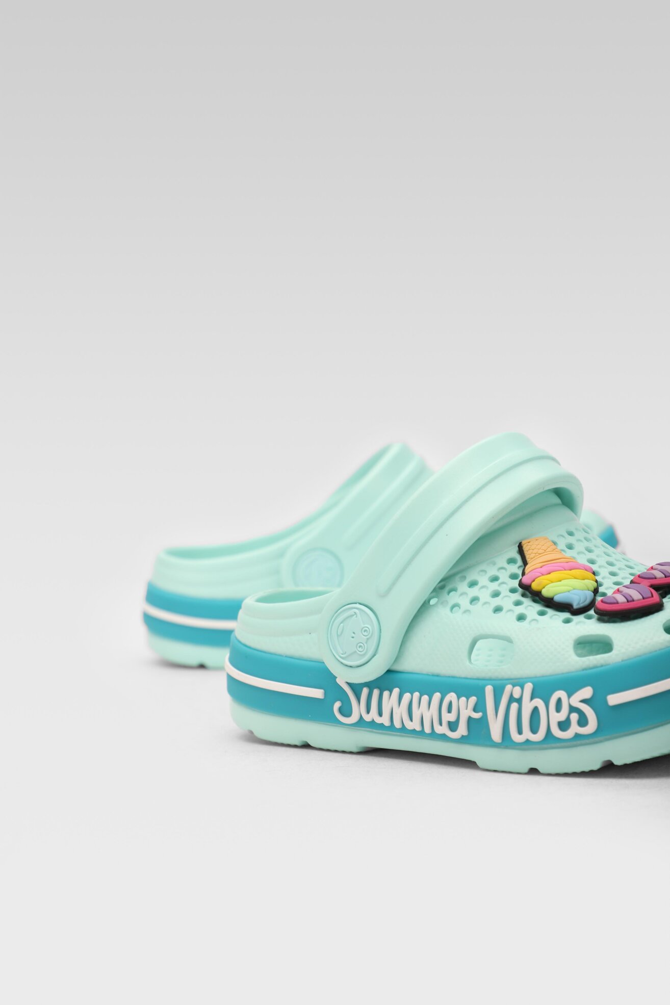 Klapki basenowe Coqui 6423-409-4419 Zielony