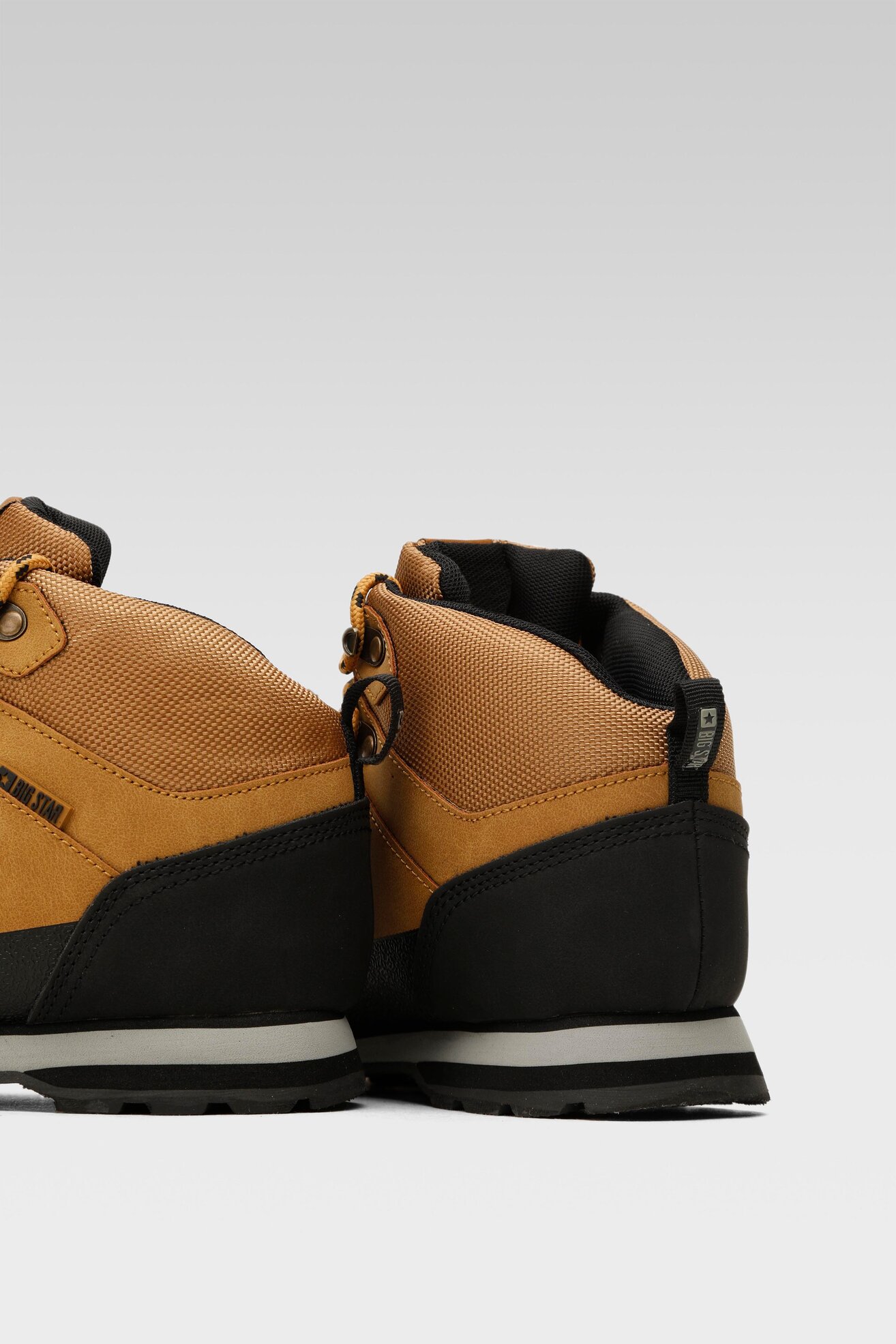 Trzewiki Big Star EE174438C Camel