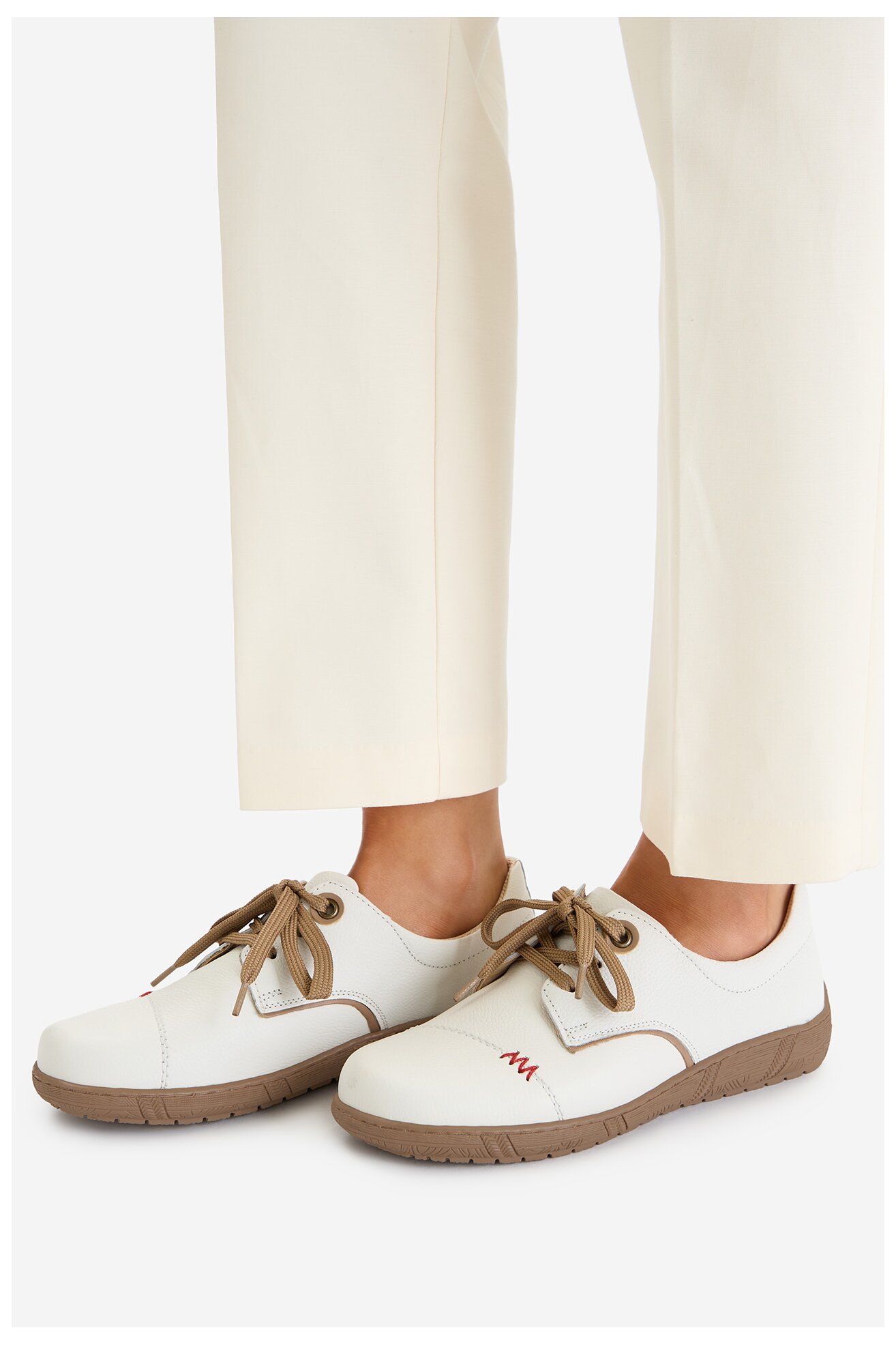 Półbuty Go Soft CEO-WI23-COMFORT-01 Biały