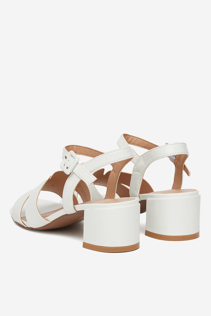 Sandály Clara Barson BÍLÁ - 5903698594248
