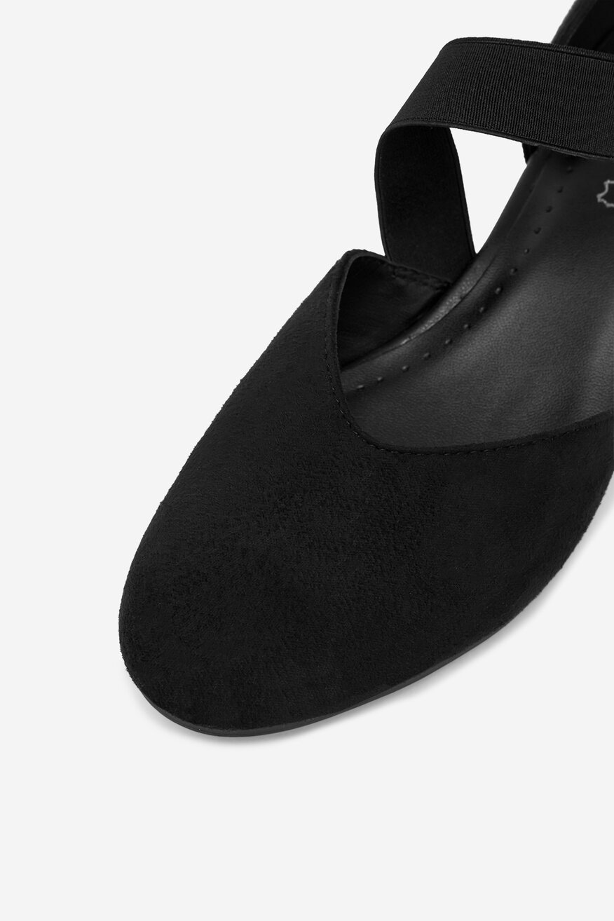 
                Cipele na štiklu Lasocki CRNA - 5906751001875