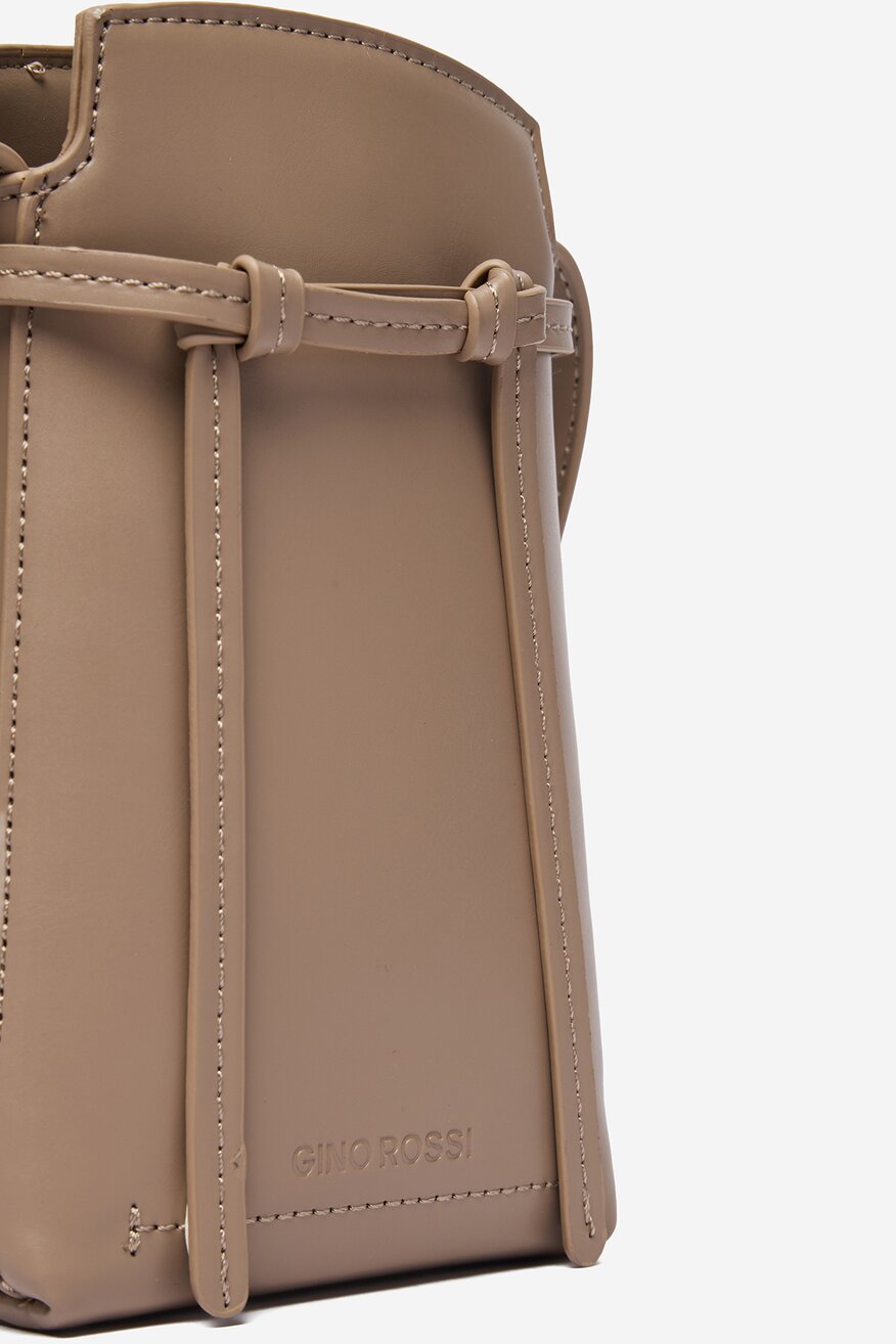 
                Дамска чанта Gino Rossi ТЪМНОСИВО - 5906751624944