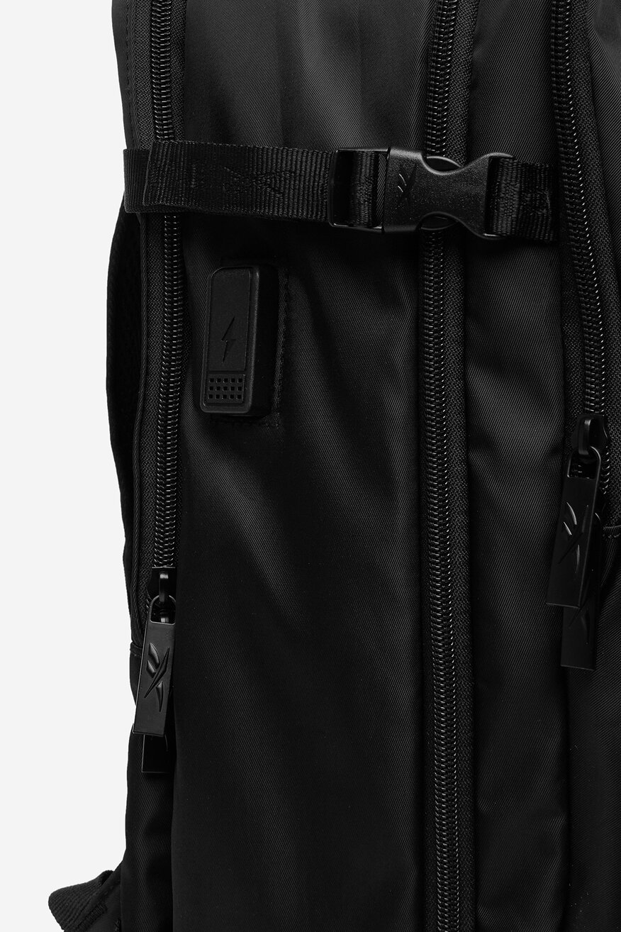 
                Раница Reebok ЧЕРЕН - 5907964011347