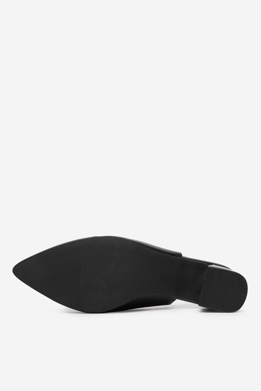 Елегантни обувки Lasocki ЧЕРЕН - 5906751653968