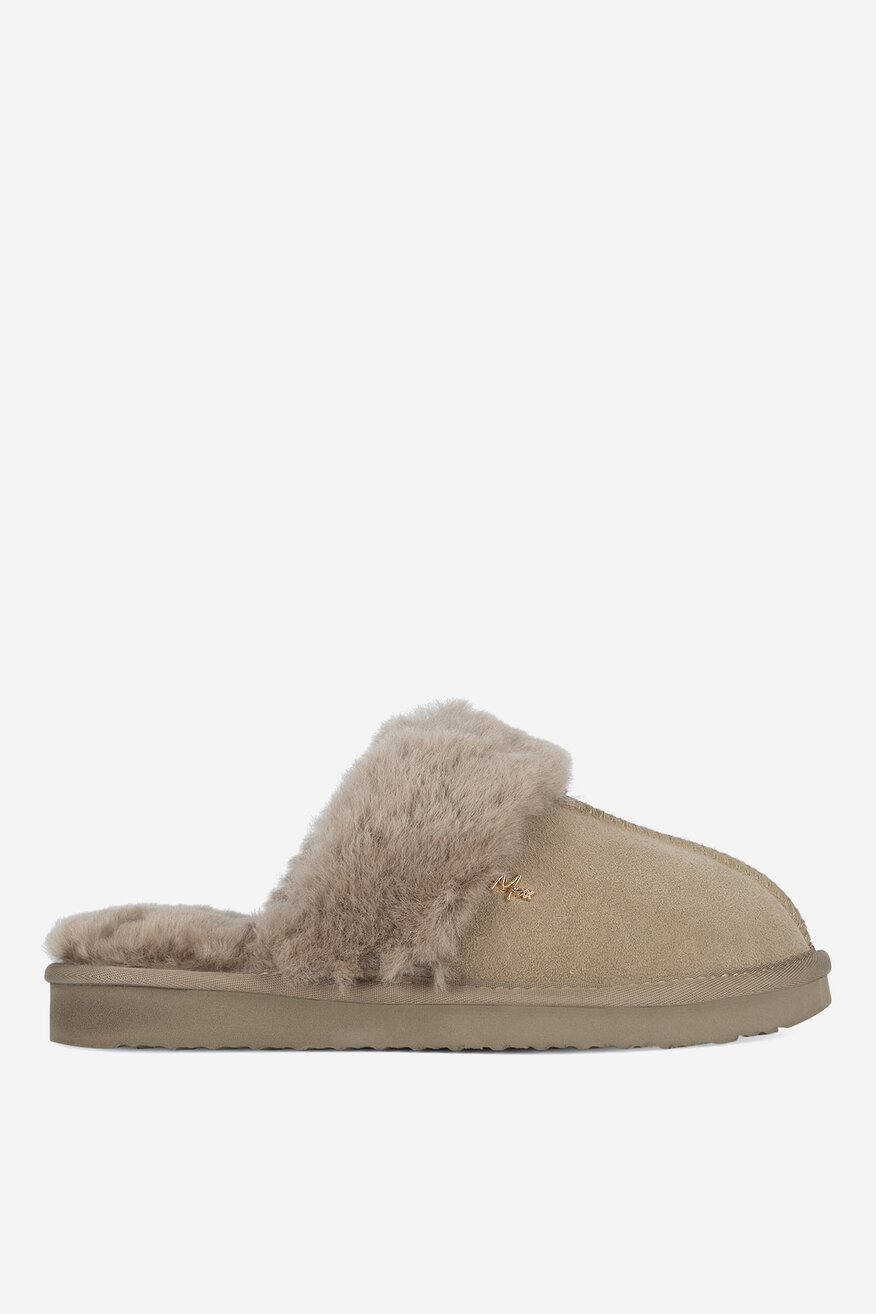 
                Mexx - Kapcie zamszowe ocieplane - 5905588924005