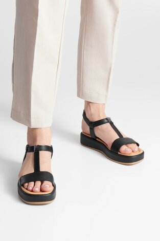 Сандалі Lasocki ARC-3032-23 ЧОРНИЙ