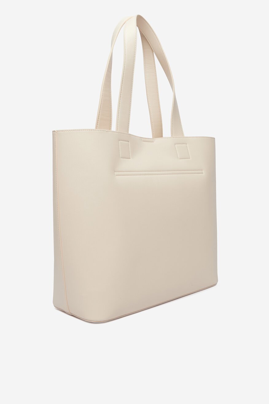 
                Дамска чанта GUESS JEANS БЕЖОВ - 5906751906309