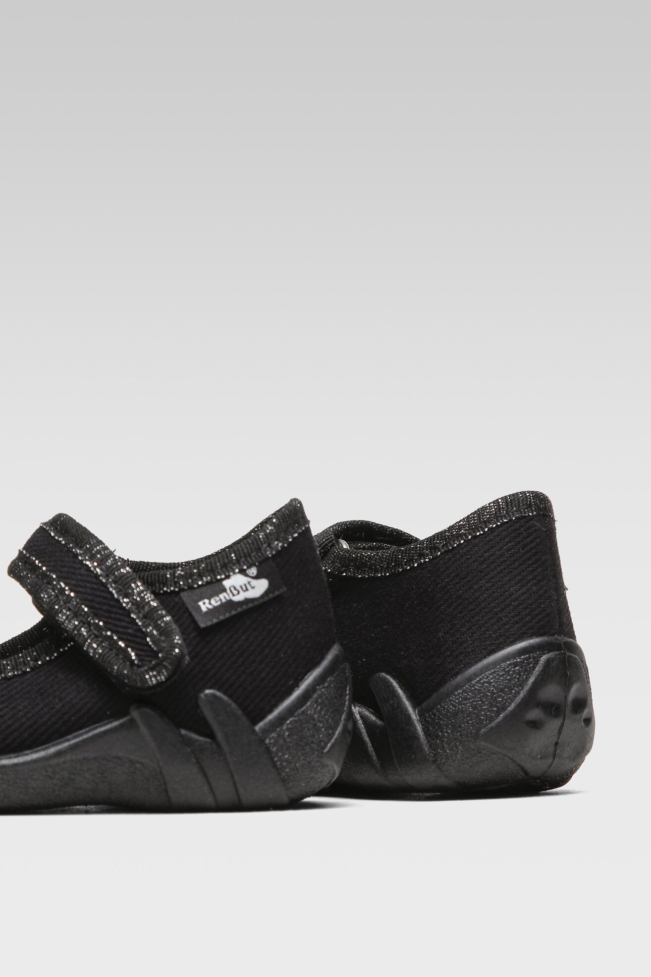 Papuče RenBut 13-139 CRNA