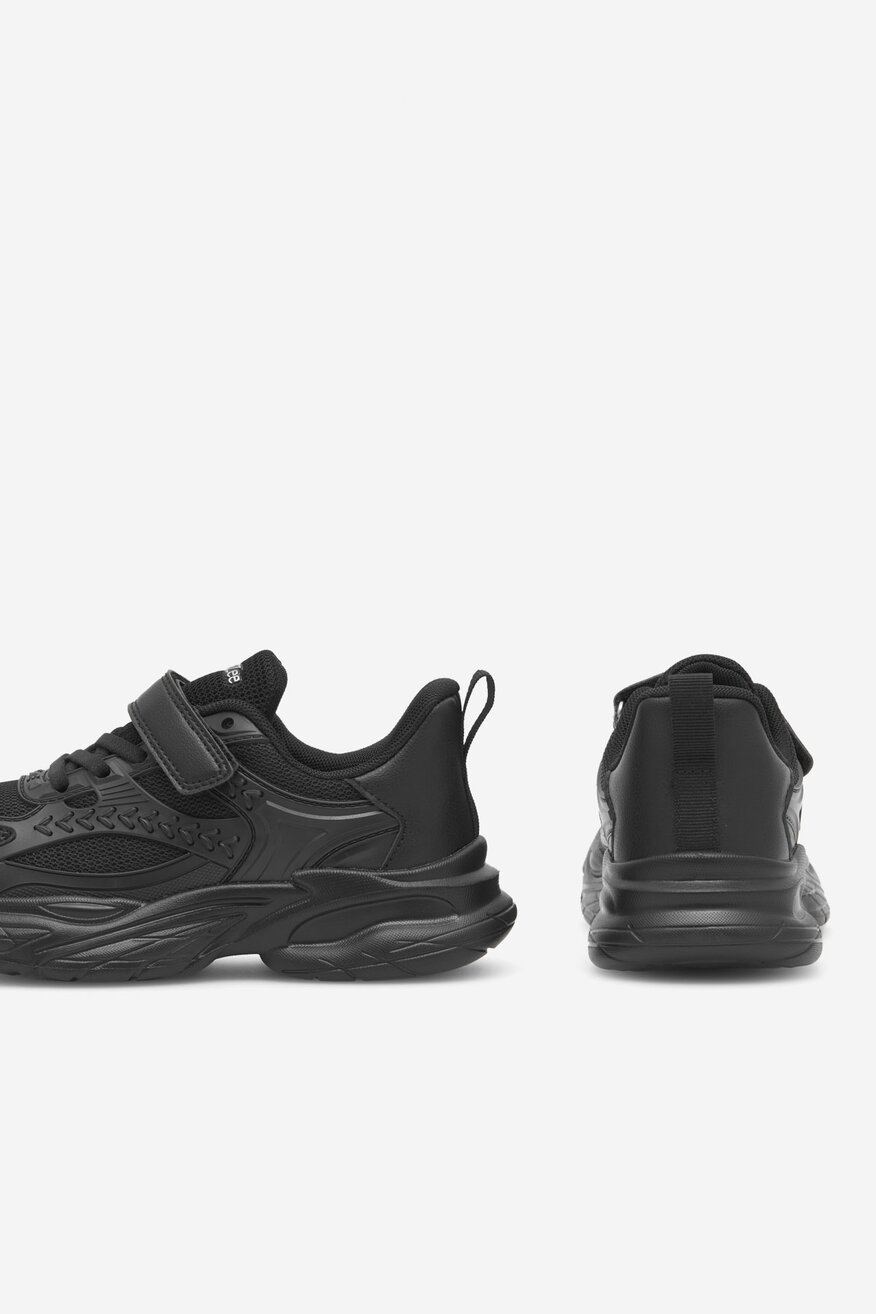 
                Сникърси DeeZee ЧЕРЕН - 5905588433859