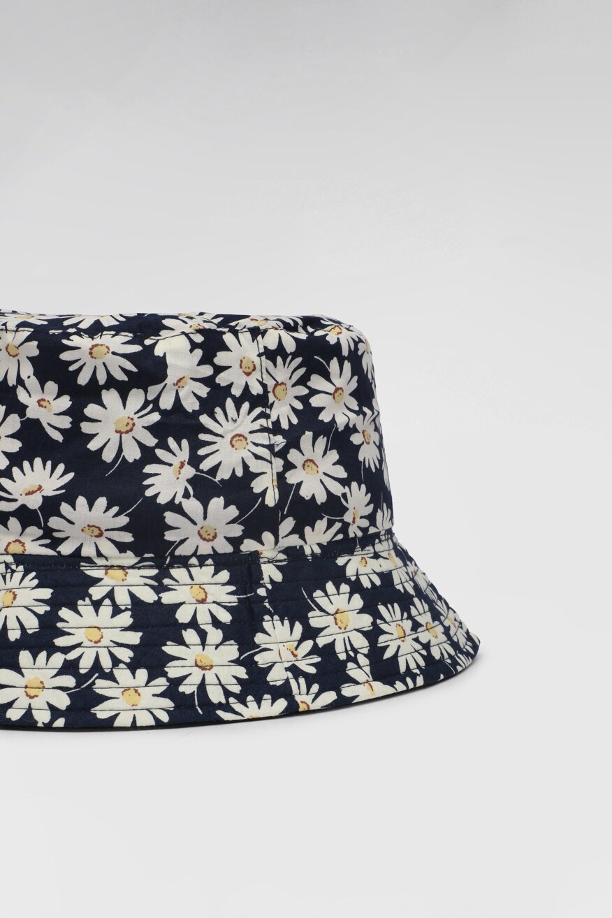 
                ACCCESSORIES - Bucket czarny - 5903698344997