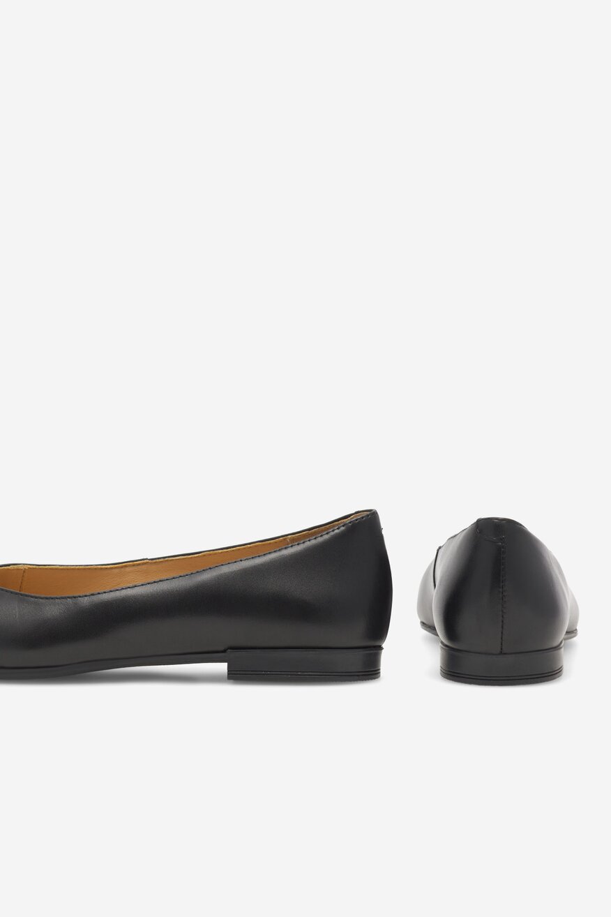 
                Lasocki - Skórzane baleriny - 5905588316862