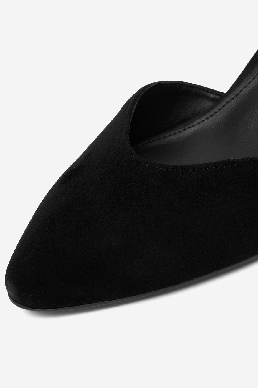 
                        Körömcipő Lasocki CEO-WB-UMI-03 FEKETE - 5906751572931