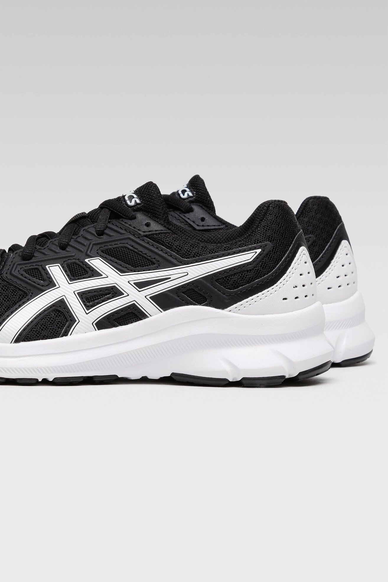 Obuwie sportowe ASICS JOLT 3 1012A908-003 Czarny