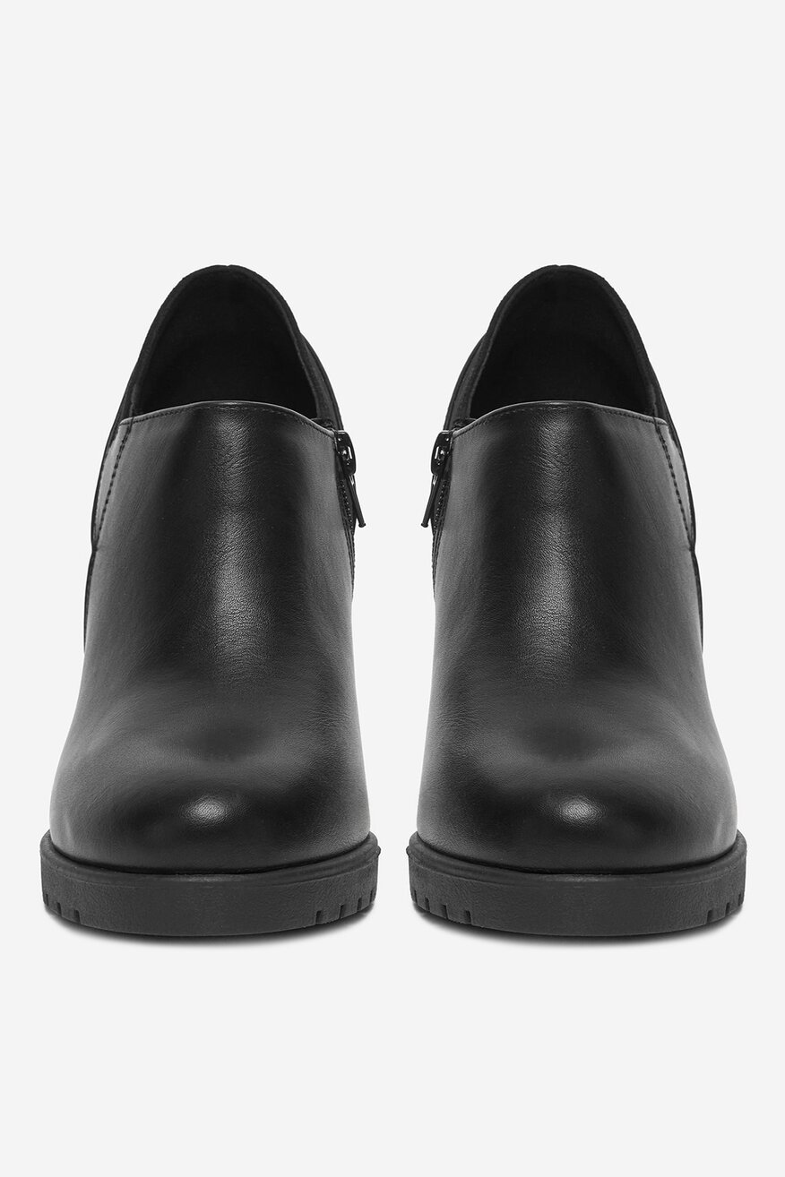 
                Clara Barson - Półbuty na słupku - 5906751394144