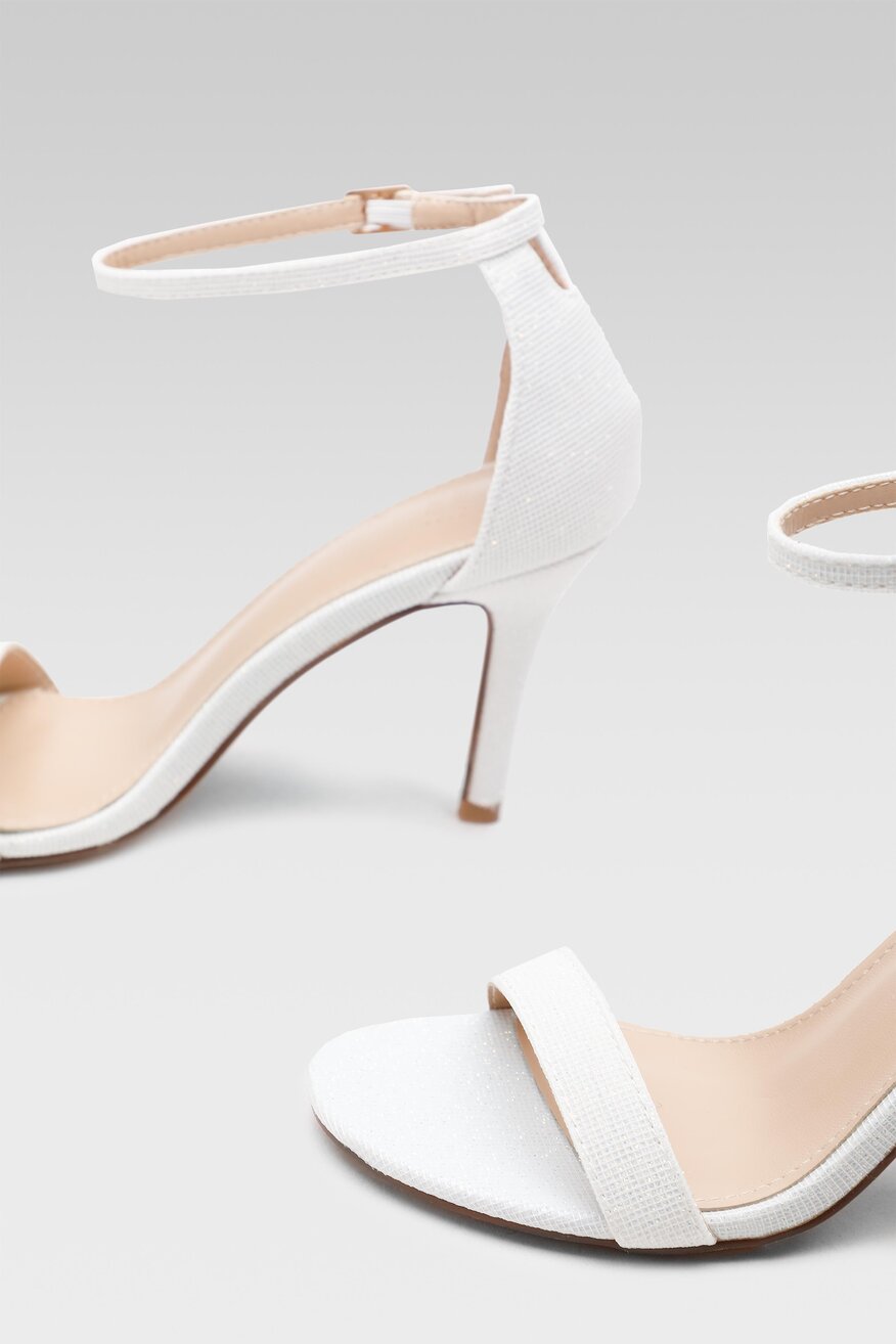 
                Jenny Fairy - Sandały białe - 5904248830519