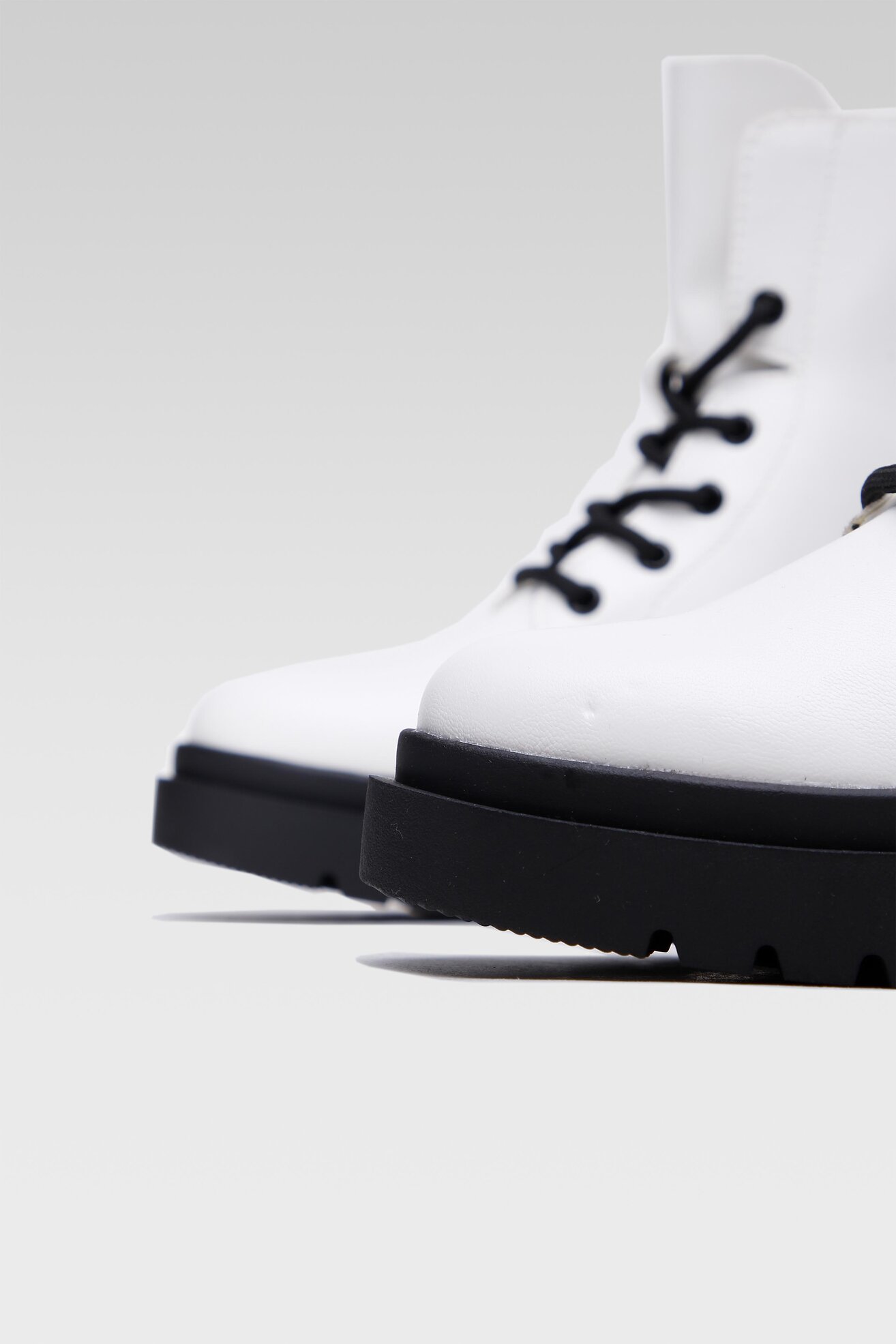 Kozaki DeeZee CS5592-07 Biały