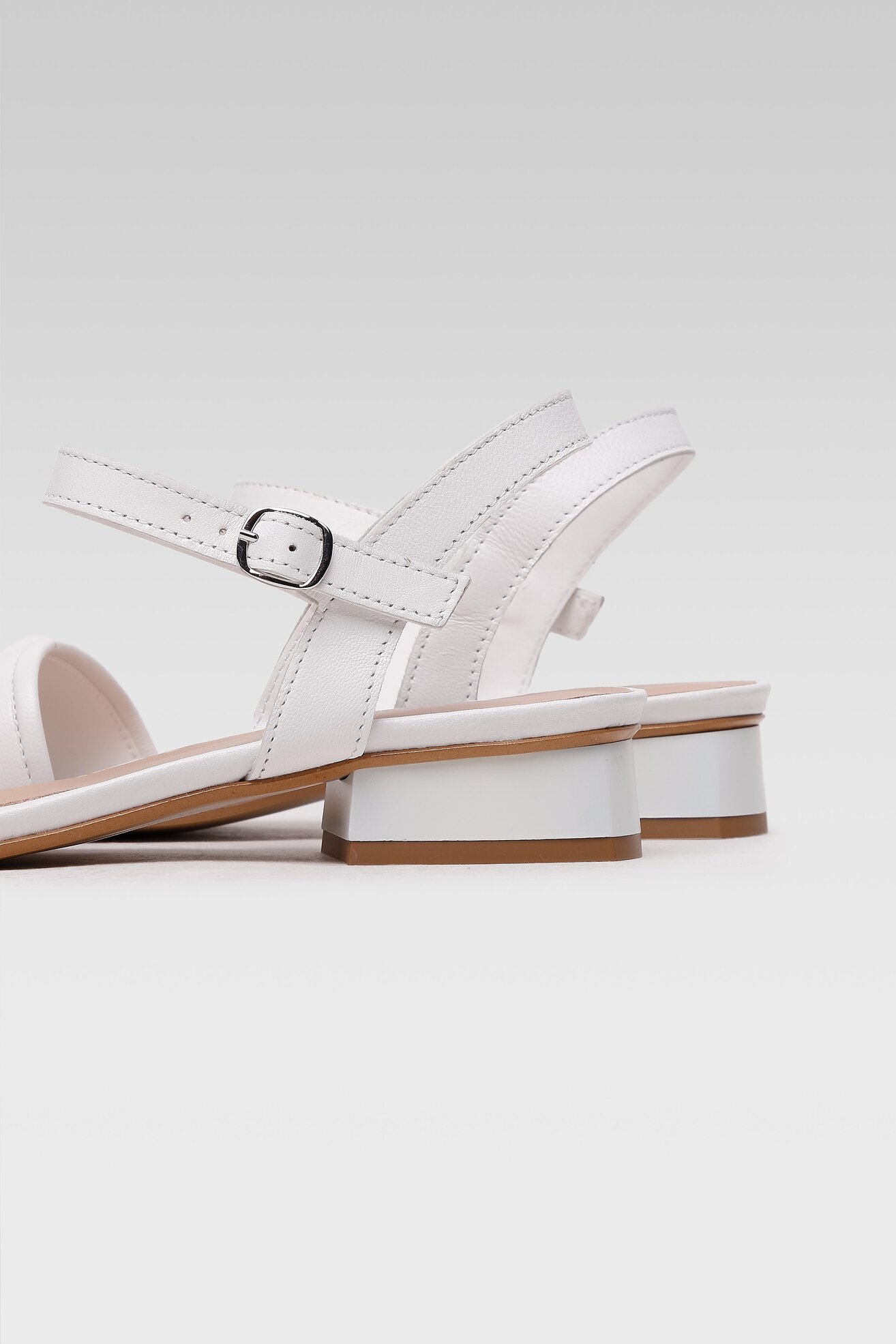 Szandál Lasocki U242 FEHÉR