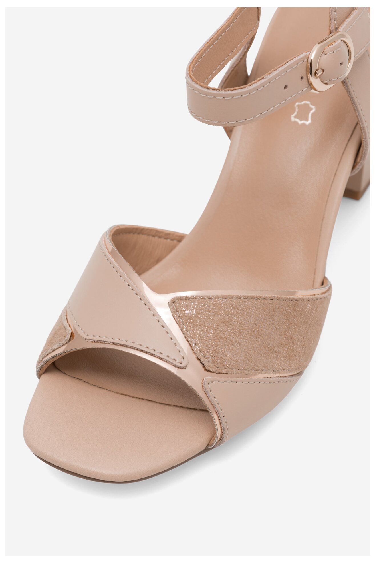 Сандали Lasocki WYL3119-3Z БЕЖОВ