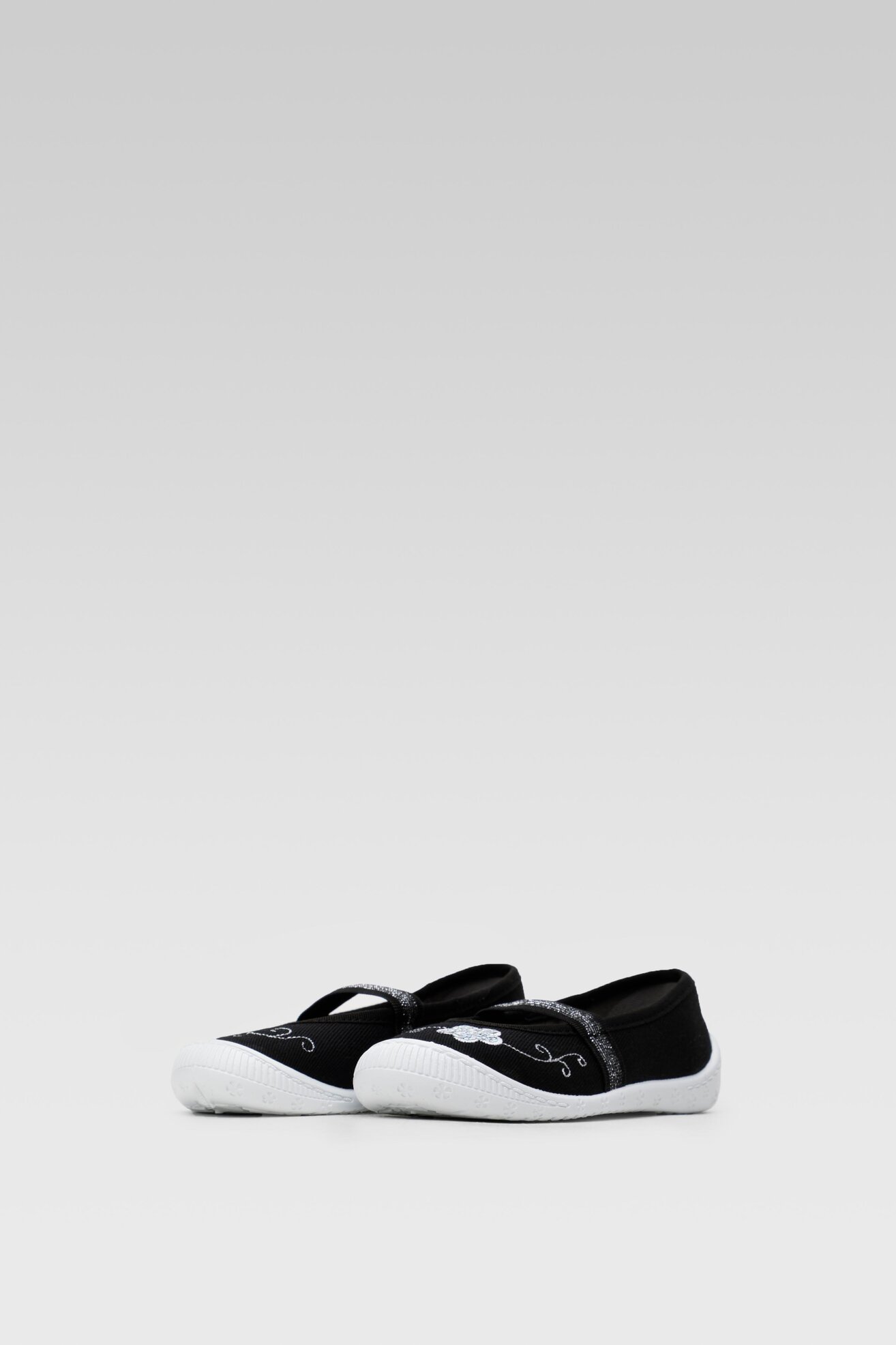 Kapcie MB 4R1/50-28POIR Czarny