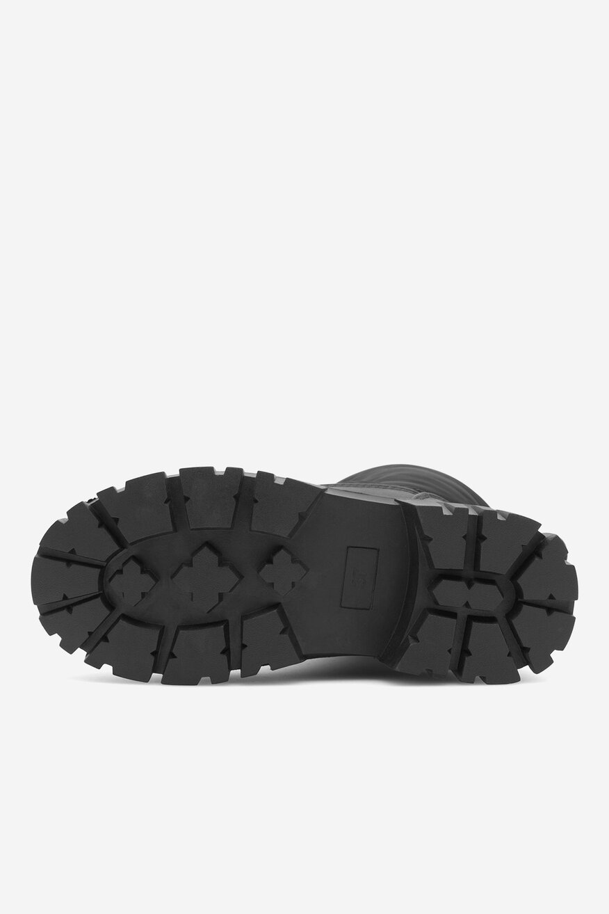 
                Ghete DeeZee NEGRU - 5905588102441