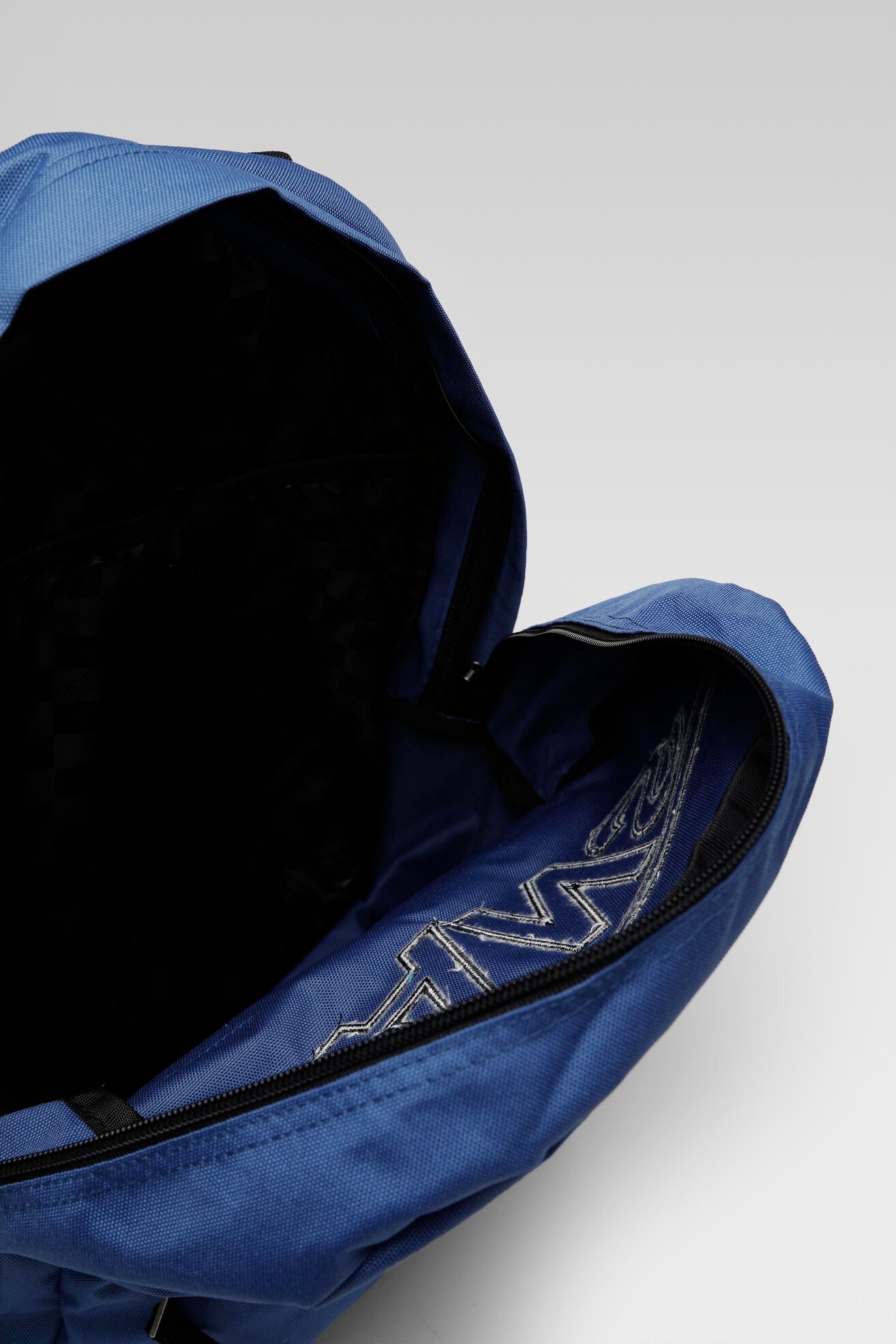 Plecak Vans REALM FLYING V BACKPACK VN0A3UI85TU1 Granatowy