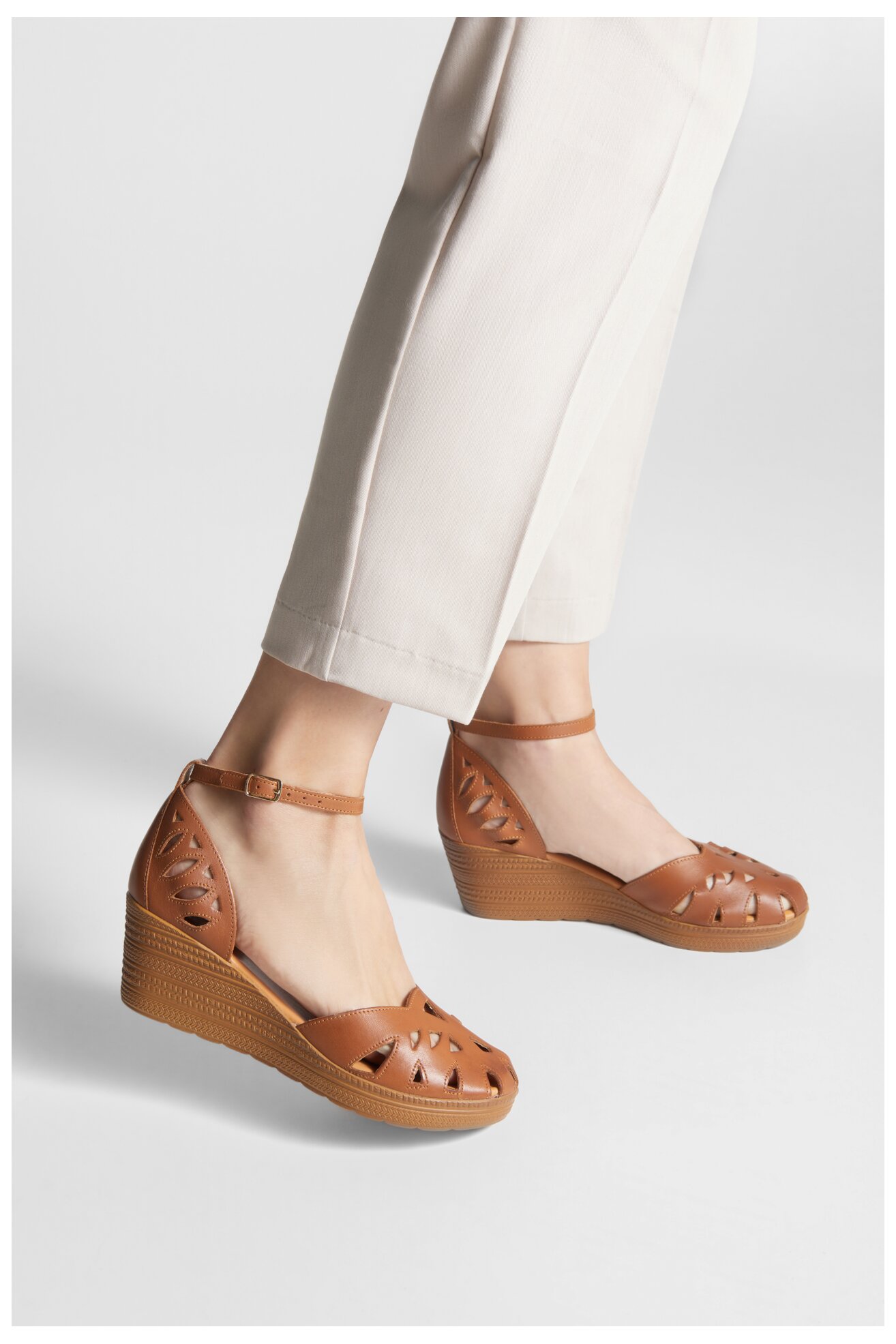 Szandál Lasocki EST-313-14 CAMEL