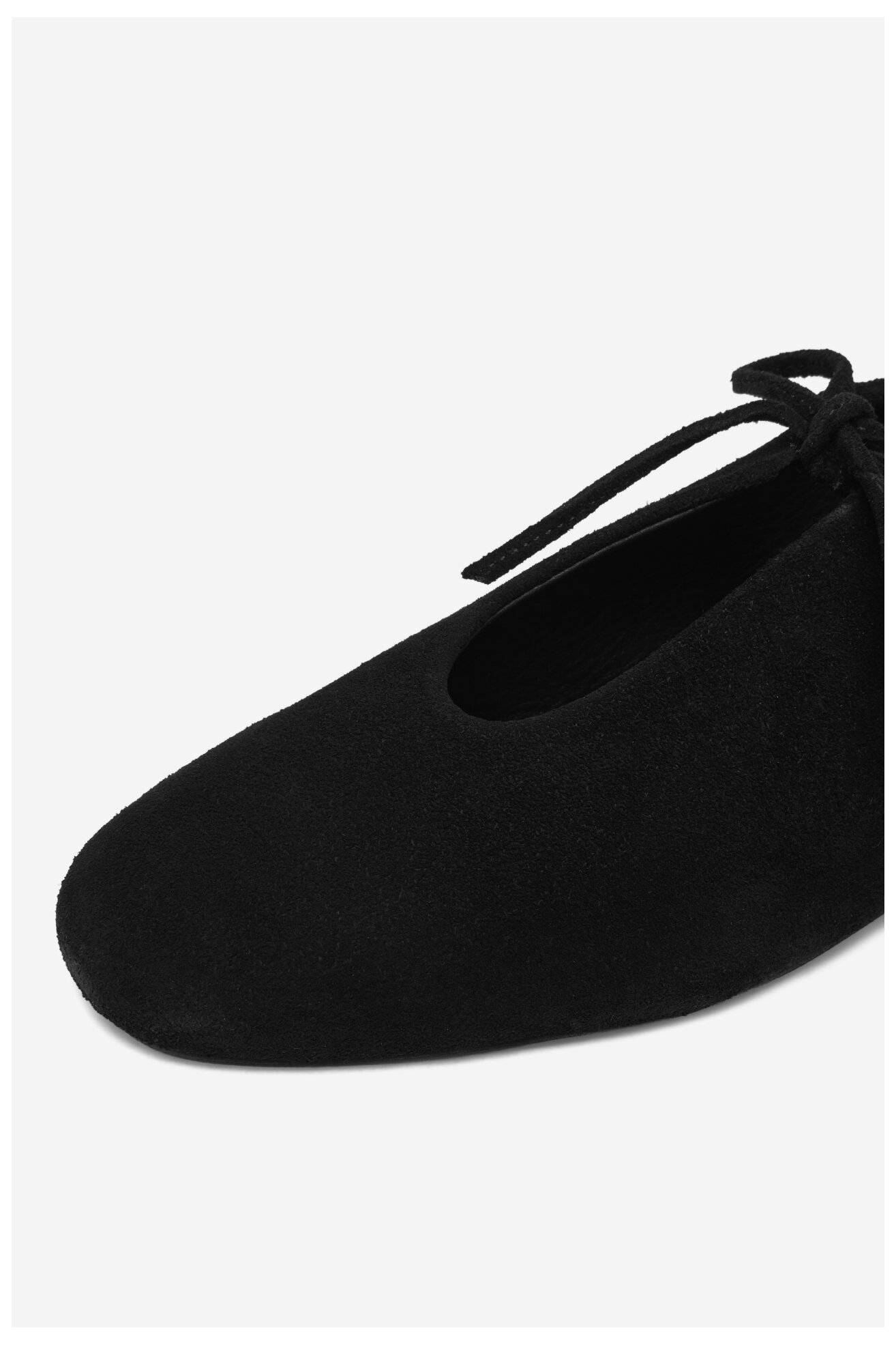 Baleriny Gino Rossi EO-26SS10 Czarny