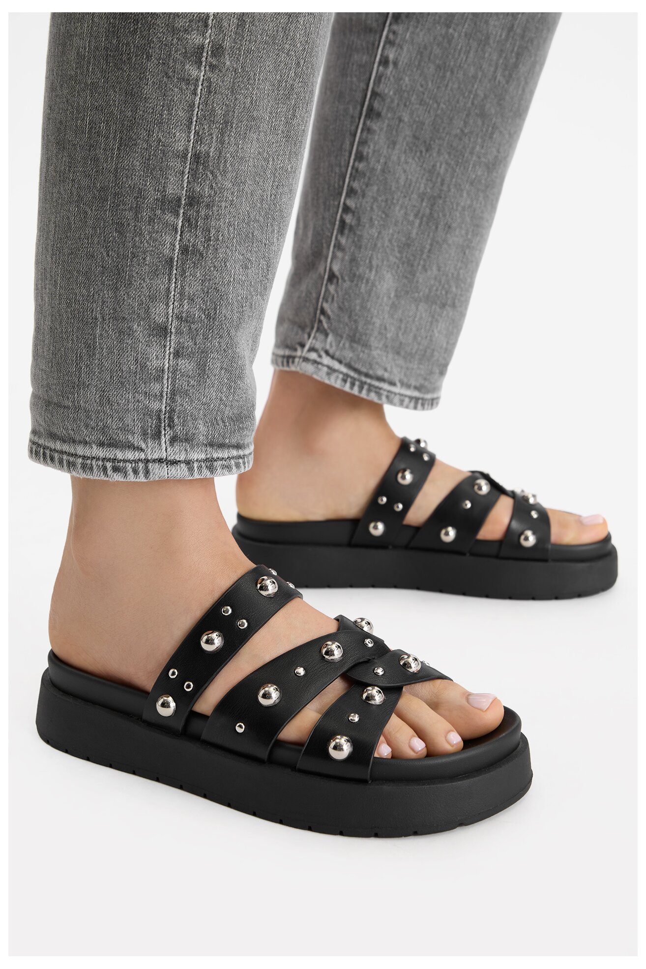 Шльопанець DeeZee CEO-HY69916-12 ЧОРНИЙ