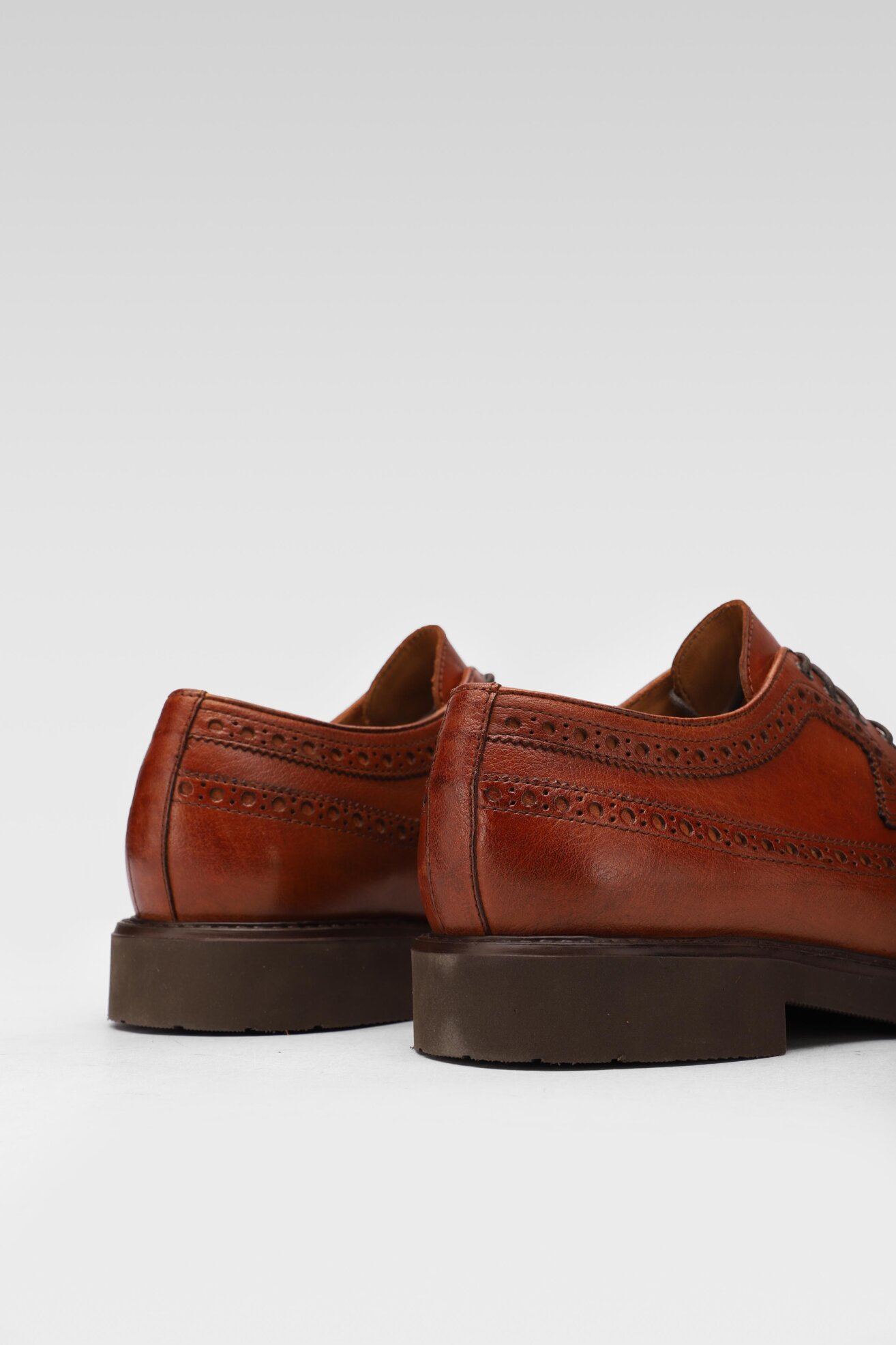 Półbuty Gino Rossi MB-MACAO-10 Camel