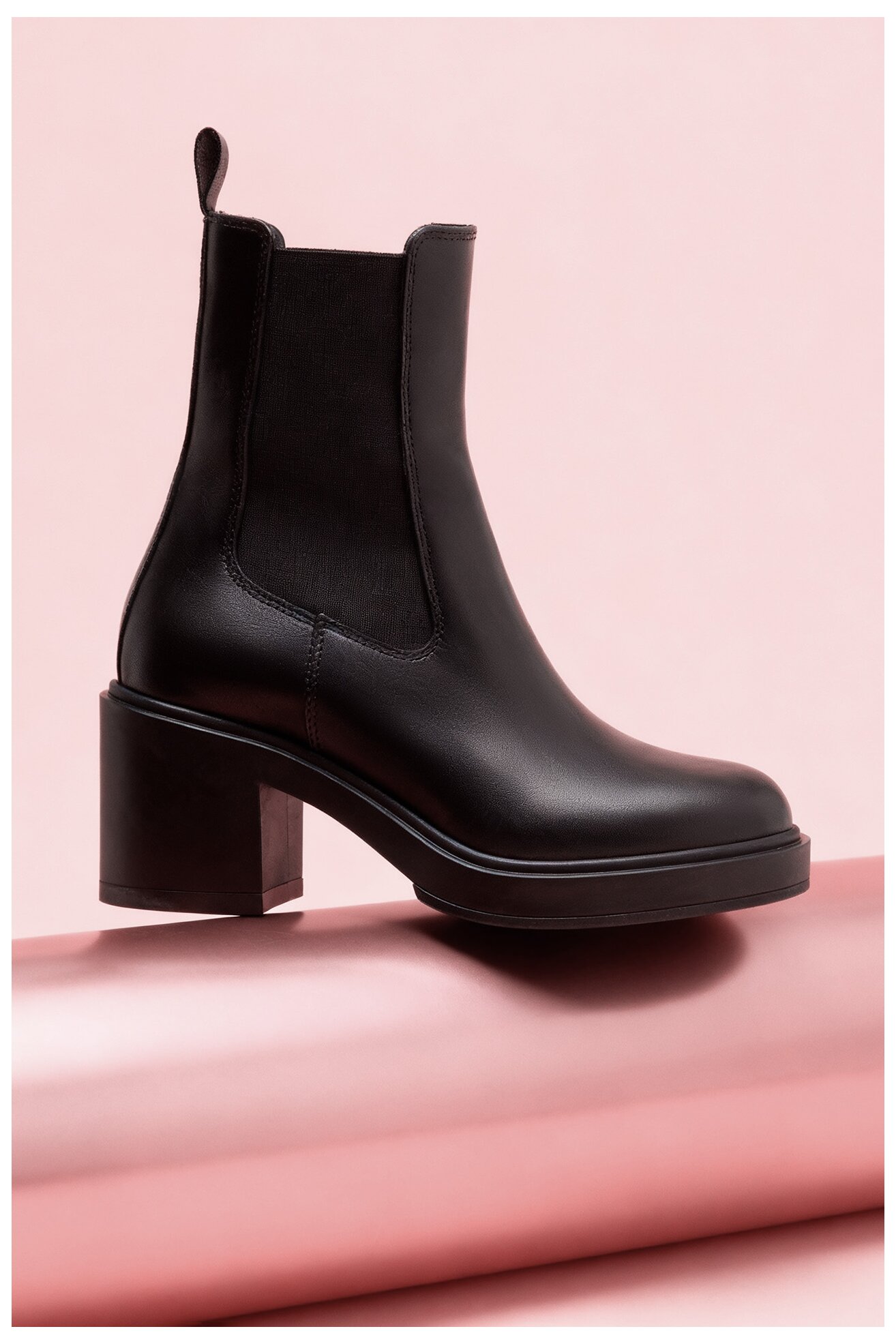 Kratke čizme Gino Rossi C-FERGIE 2784440PE CRNA