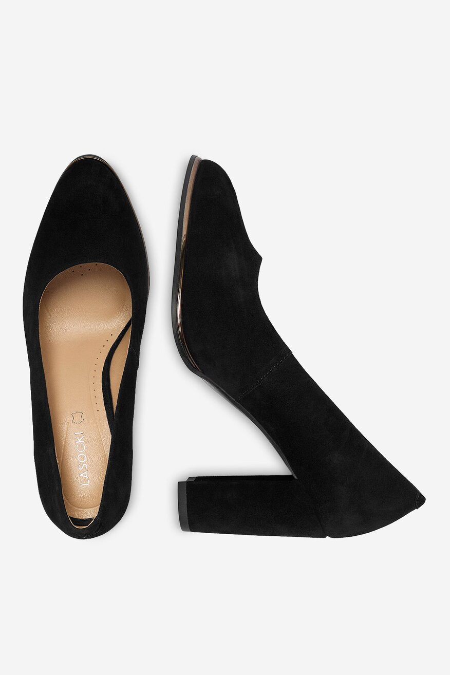 
                Körömcipő Lasocki FEKETE - 5906751725504