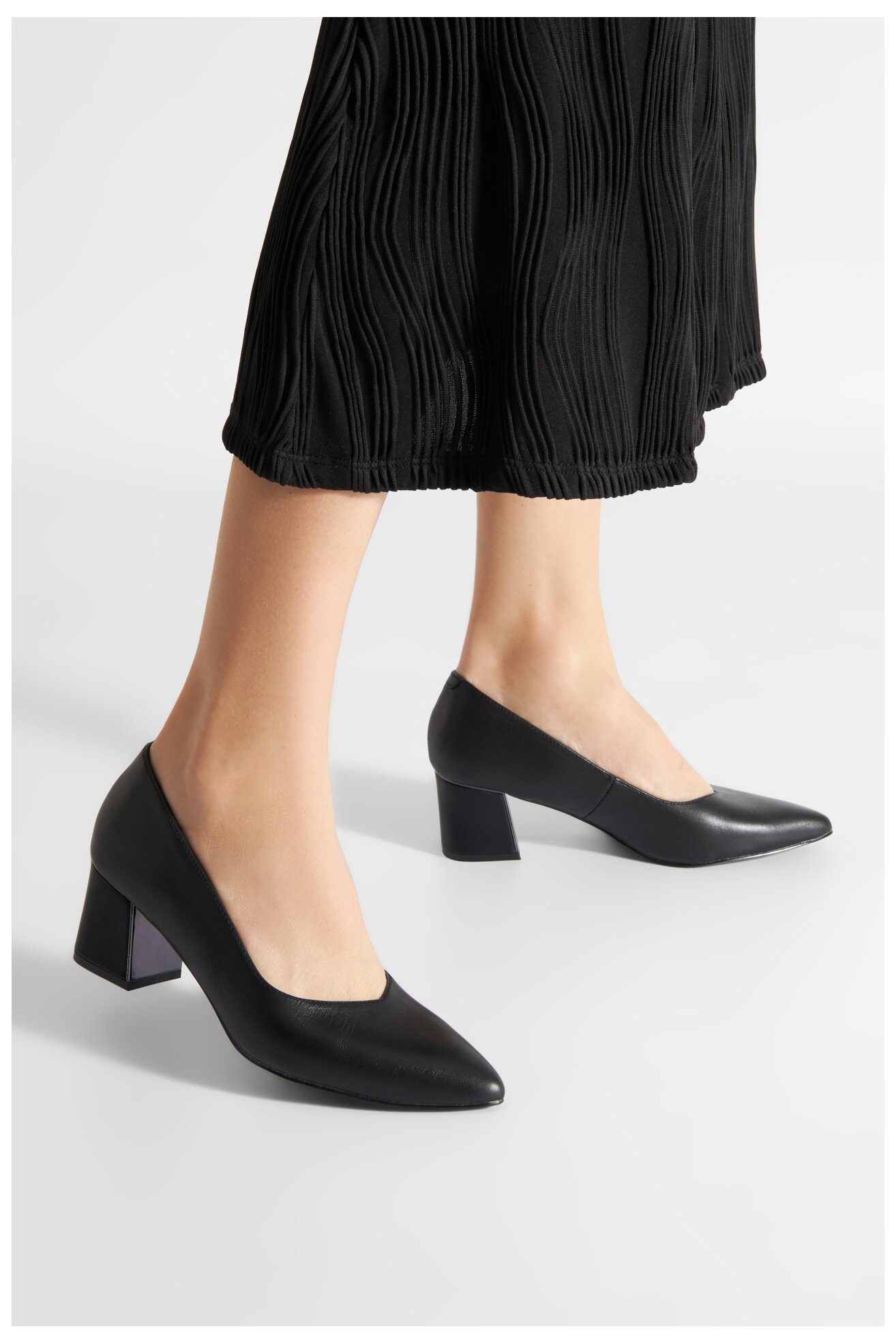 Pantofi cu toc Lasocki WYL3022-2Z-A NEGRU