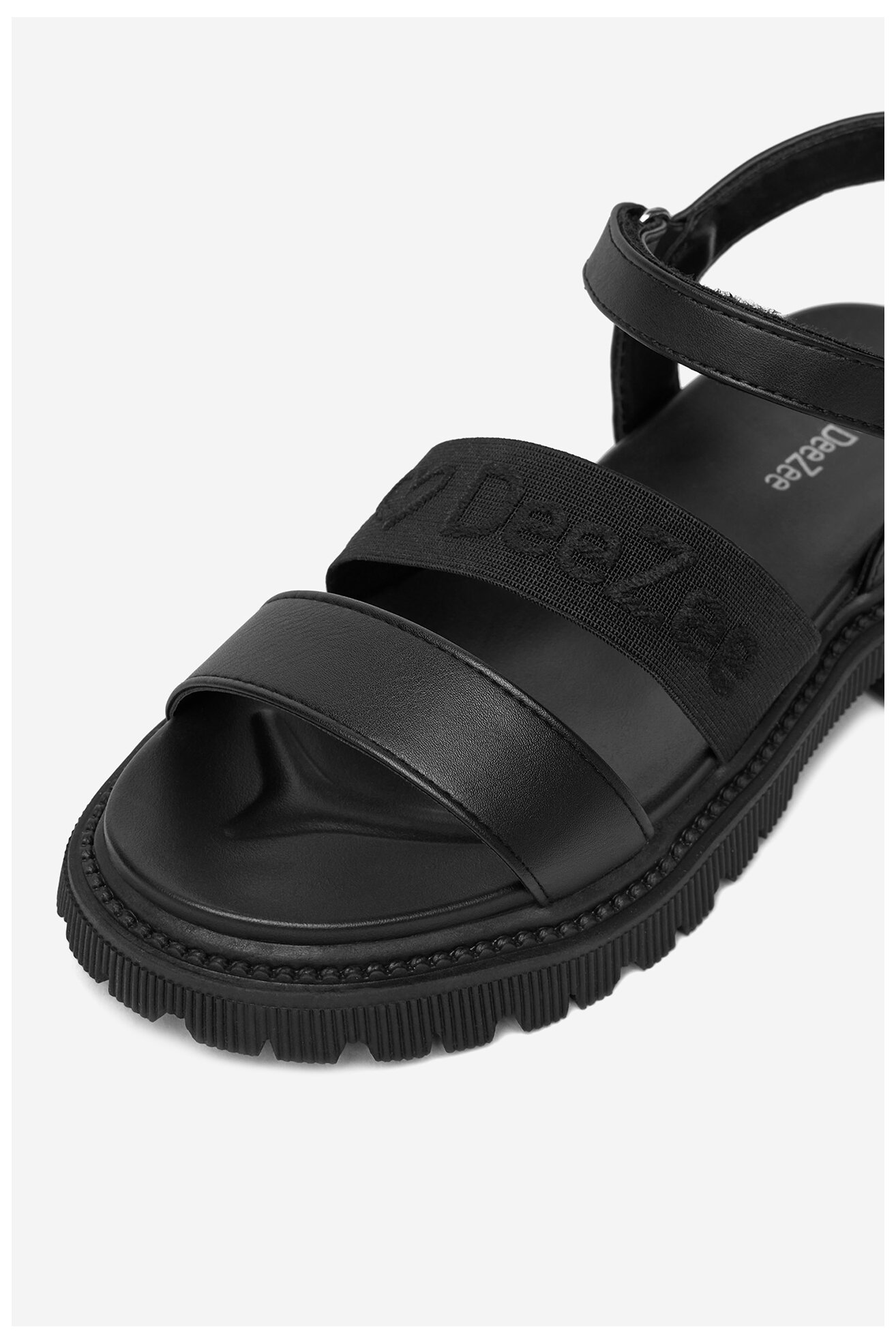 Szandál DeeZee CM240807-1 FEKETE