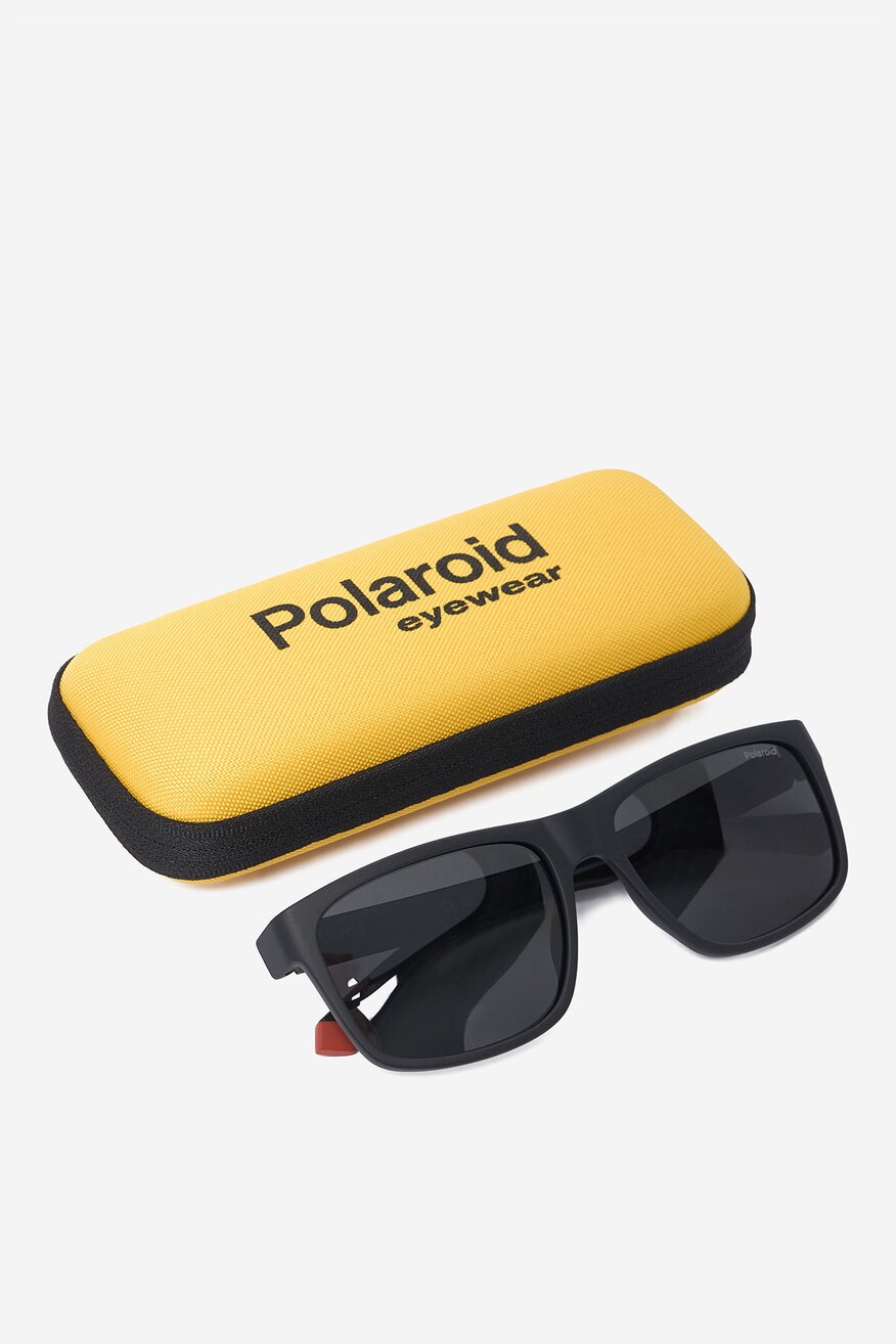 
                Uniseks naočare Polaroid CRNA - 5906751909164