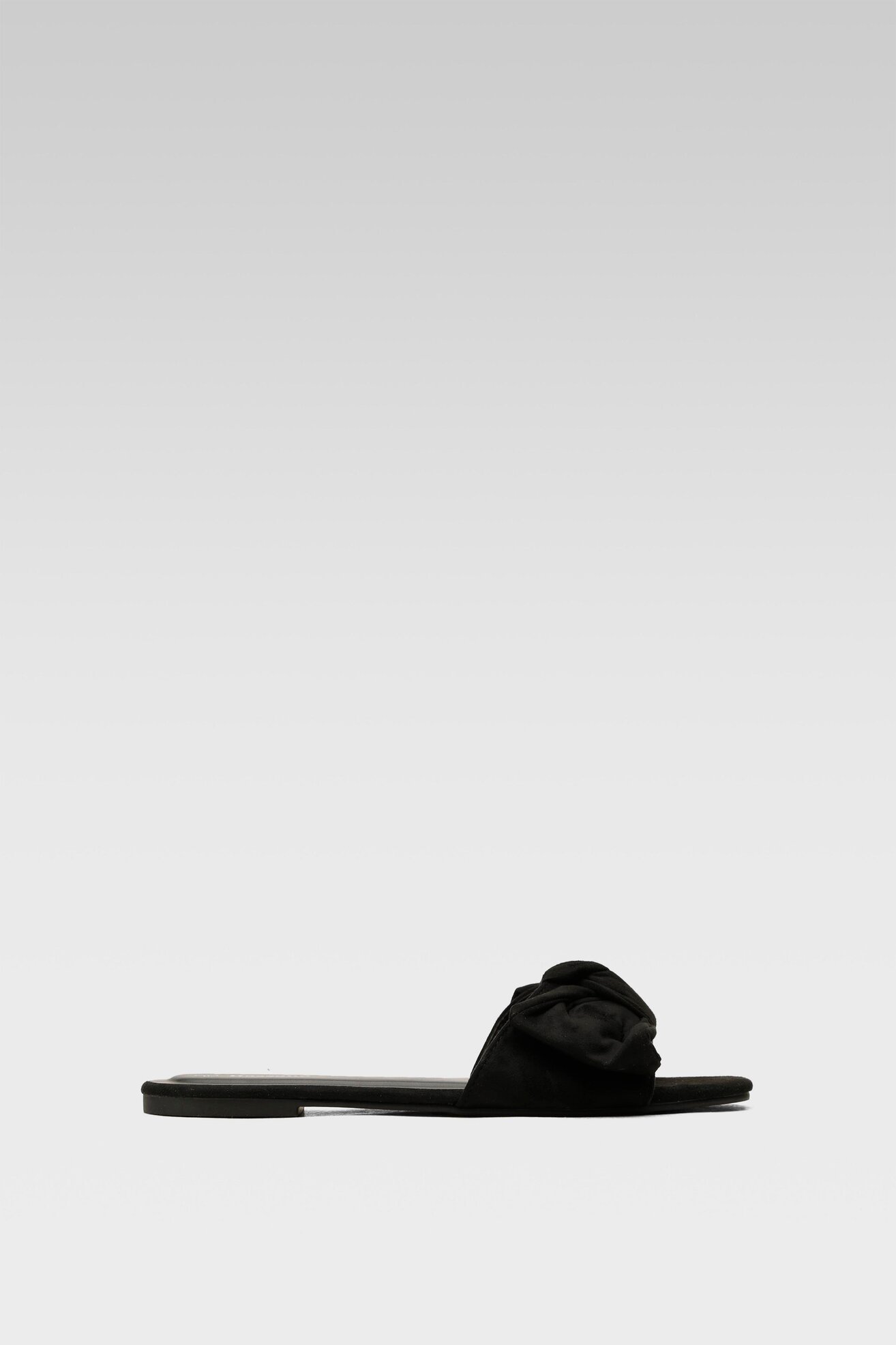 Klapki Bassano 23440MDY Czarny