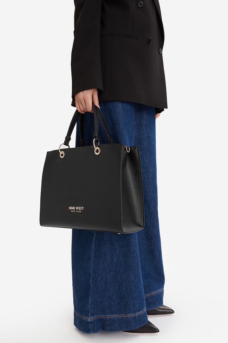 
                Дамска чанта NINE WEST ЧЕРЕН - 5906751544426